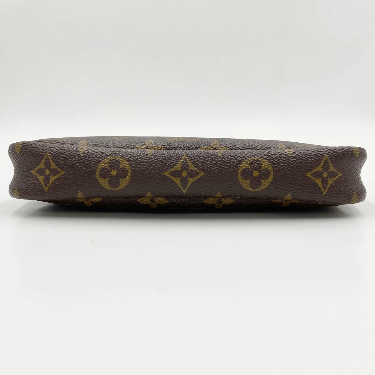 LV MONOGRAM POCHETTE ACCESOIRE view 4