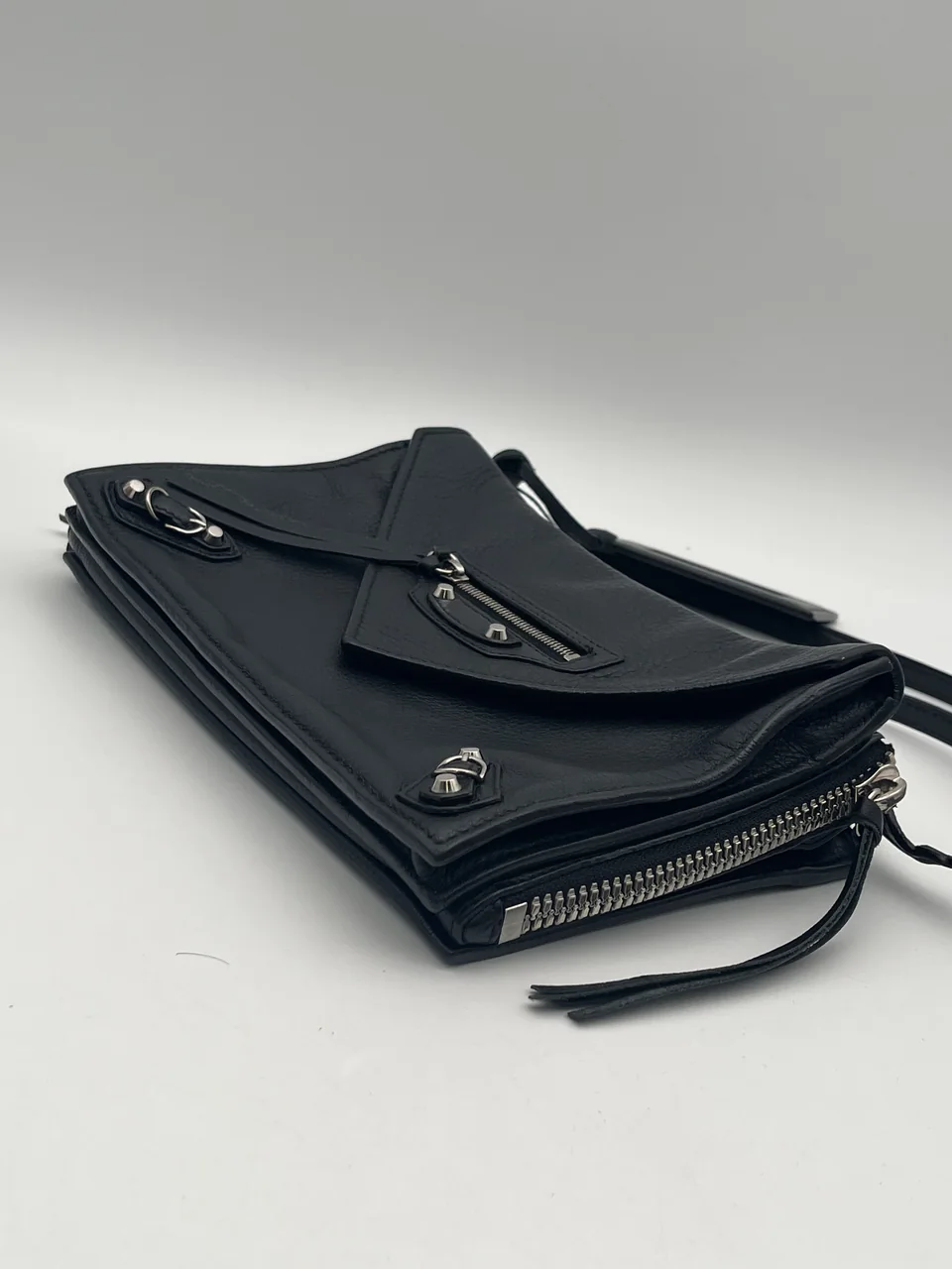 BALENCIAGA PAPER TRIPLE XS SHOULDER BAG (BLACK) view 5