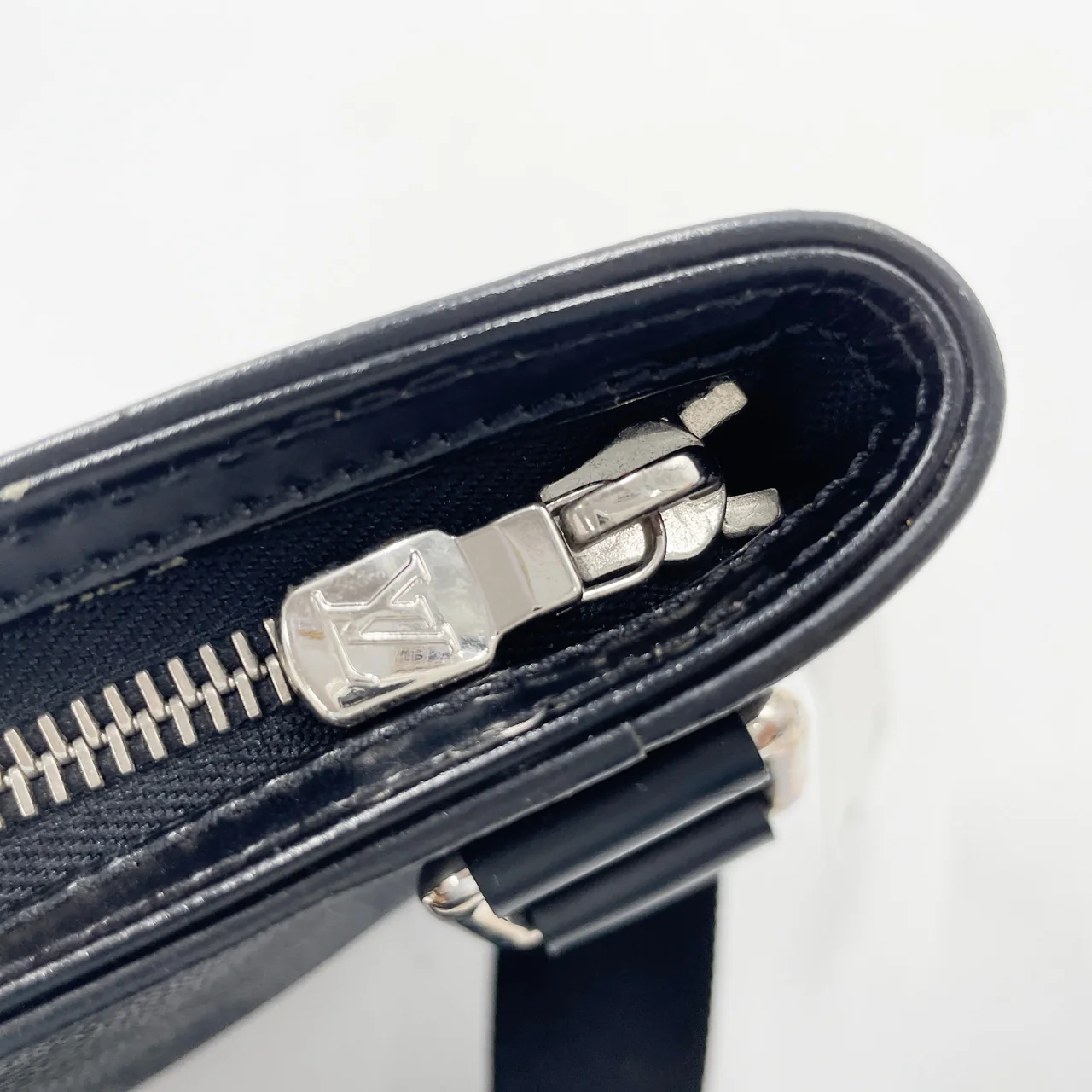 LV GRAPHITE THOMAS view 7
