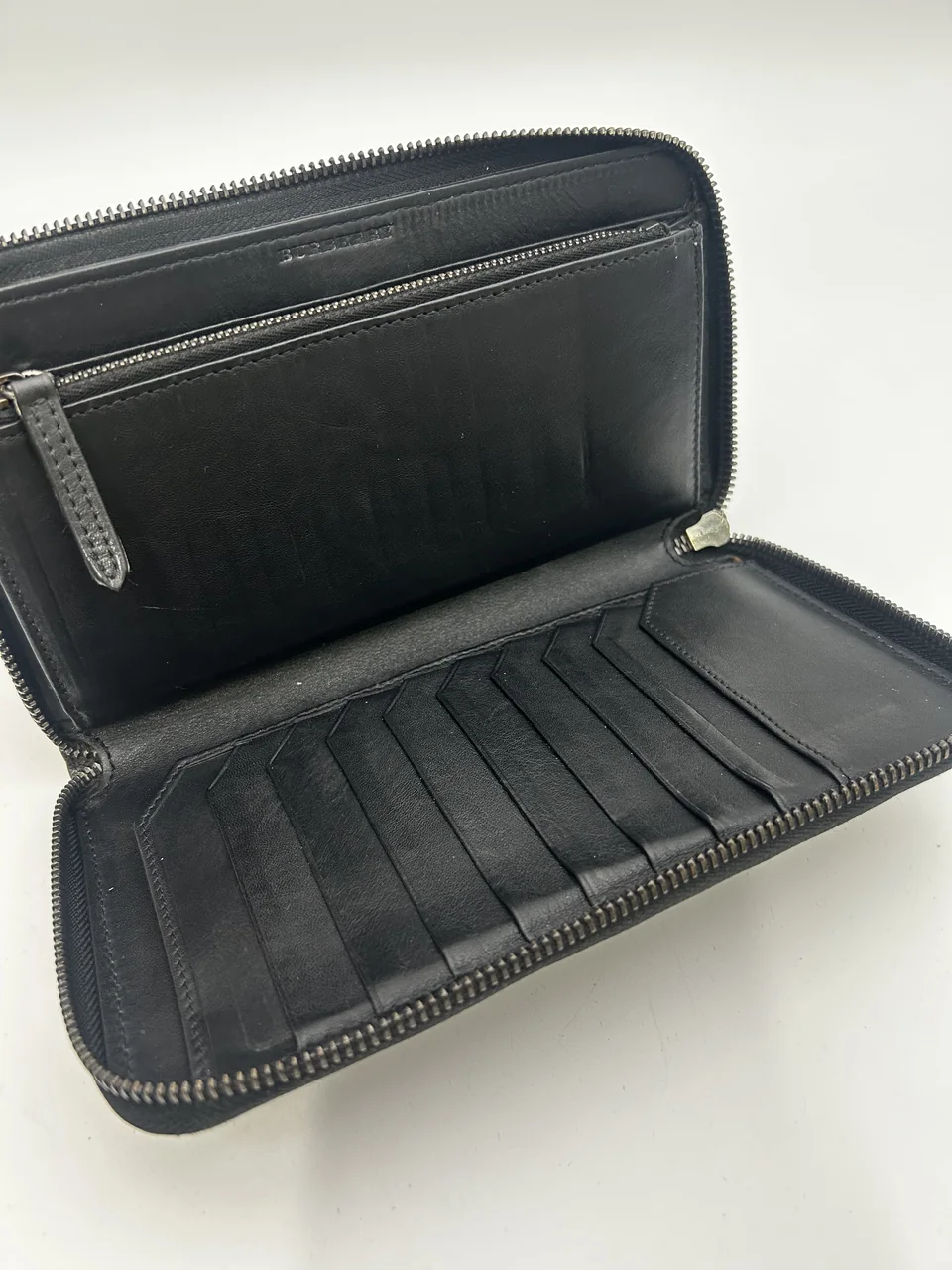 BURBERRY ROUND ZIP LONG WALLET (BLACK) view 5