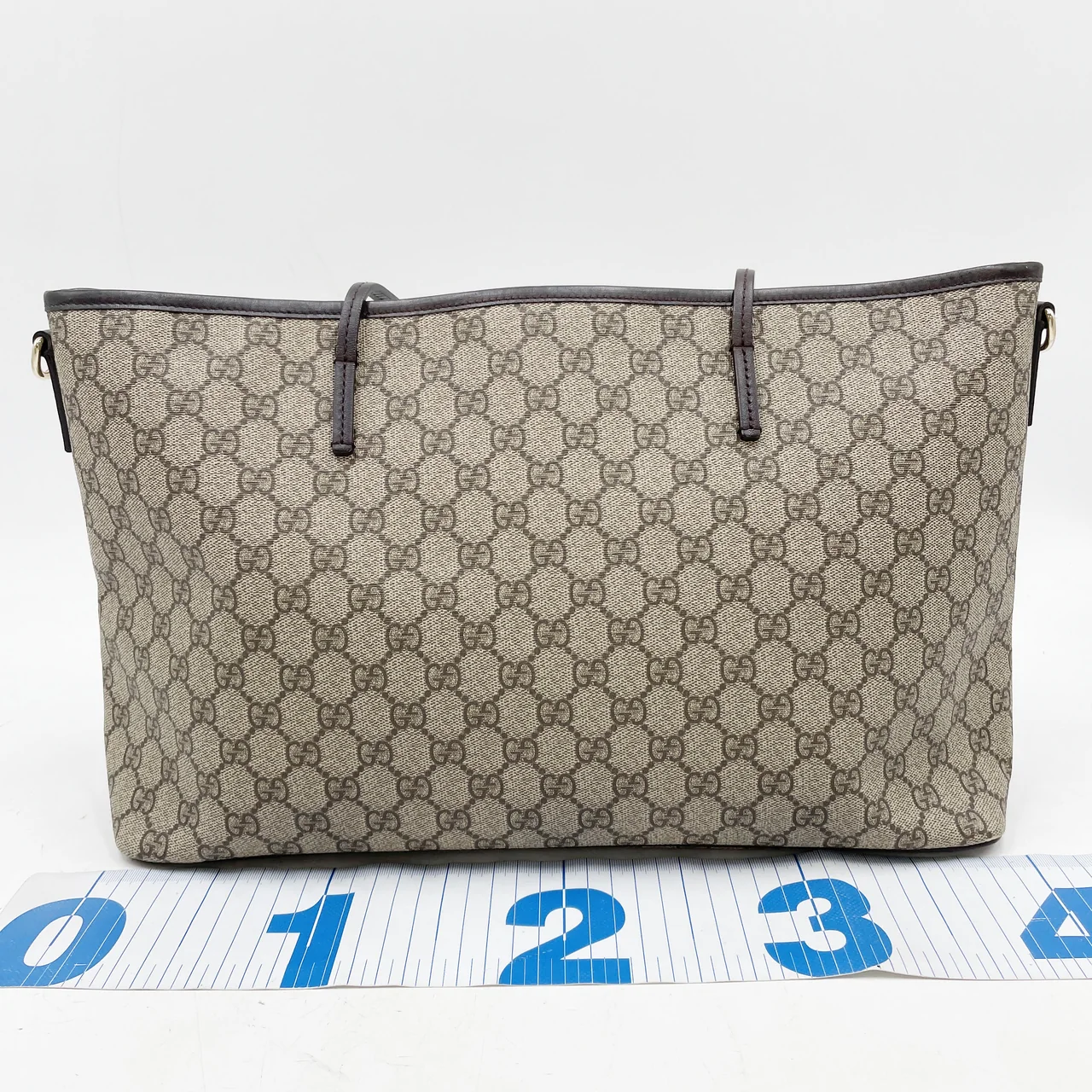 GUCCI GG SUPREME TOTE BAG (BEIGE) view 2