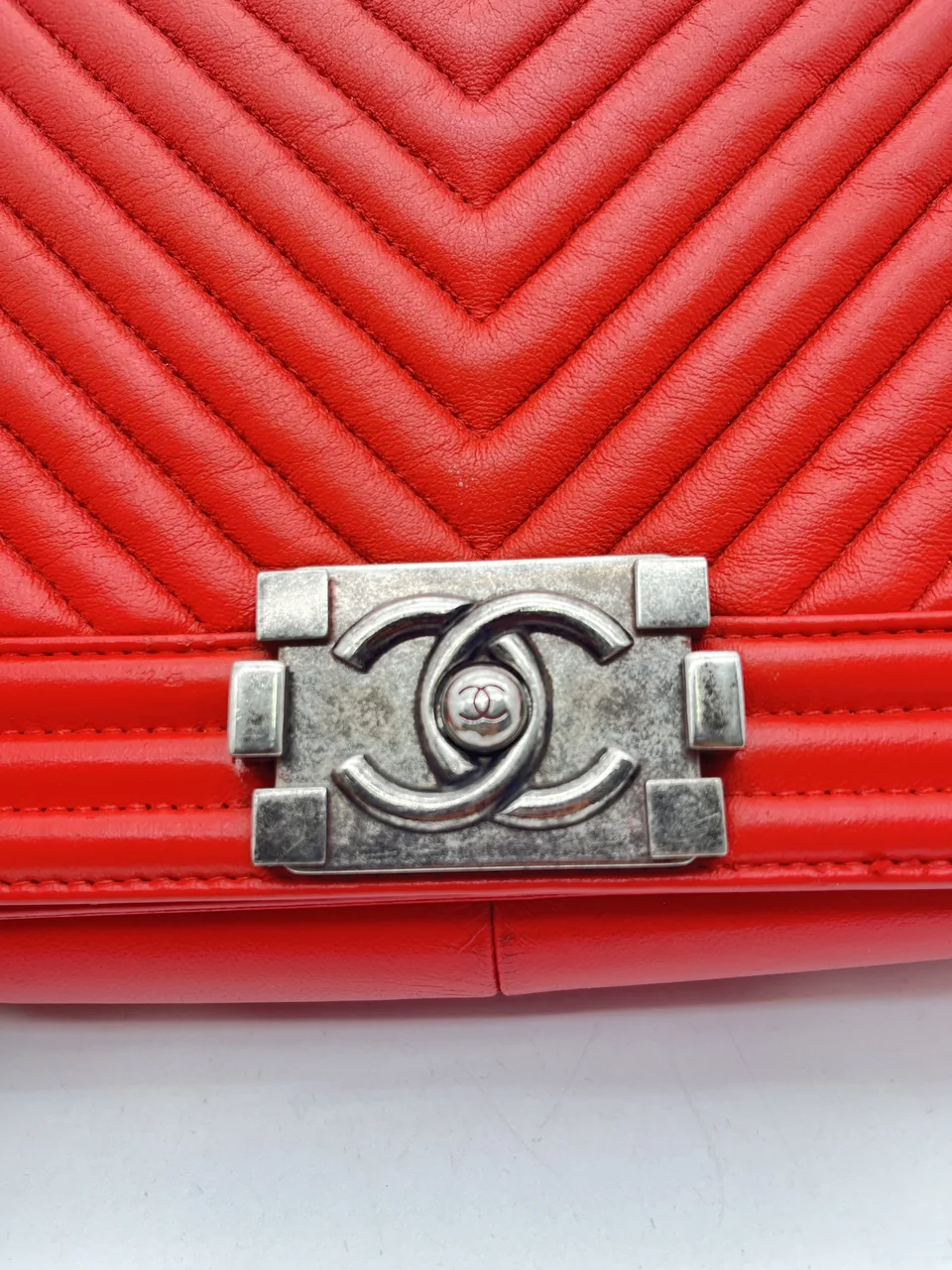 CHANEL LE BOY view 8