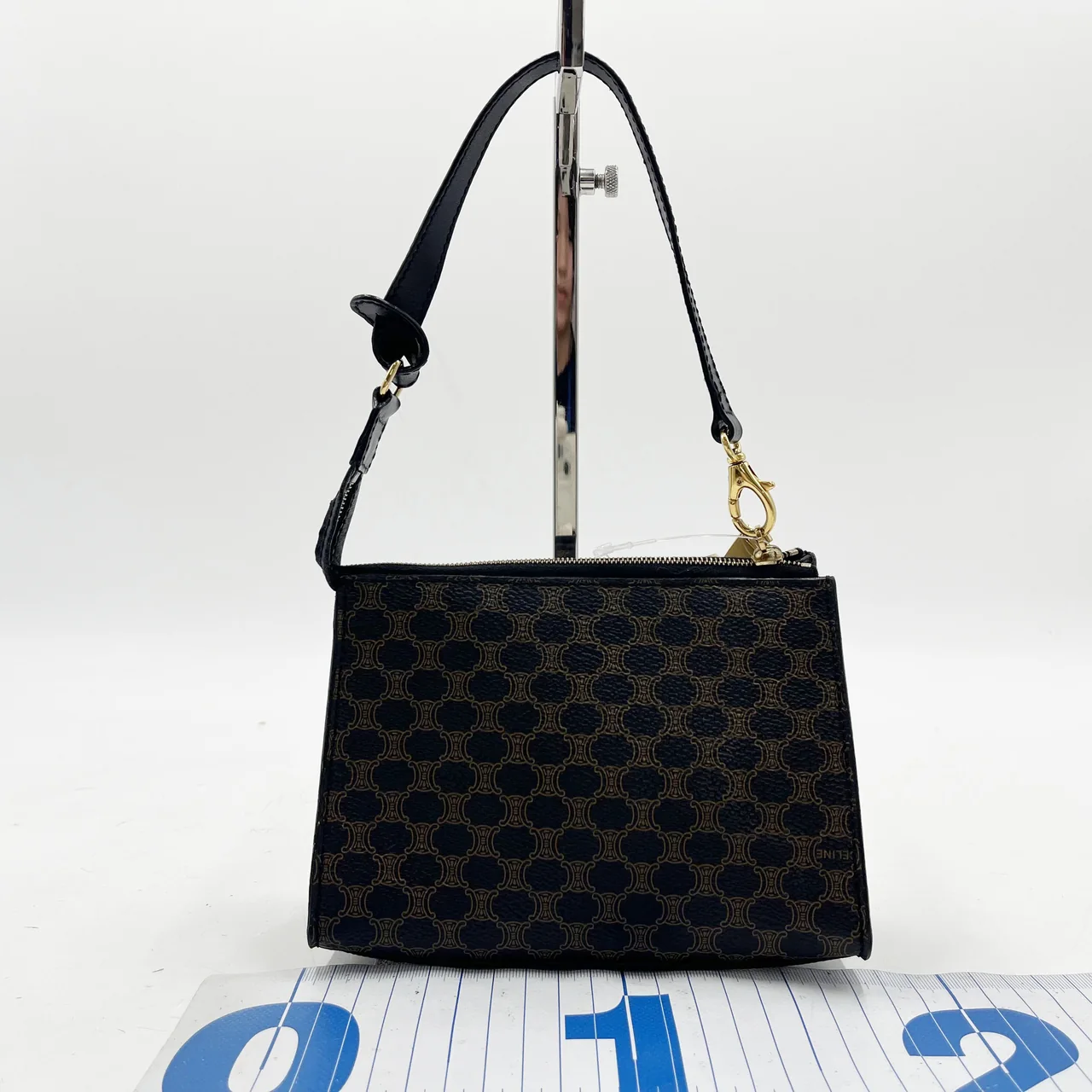 CELINE POUCH hover