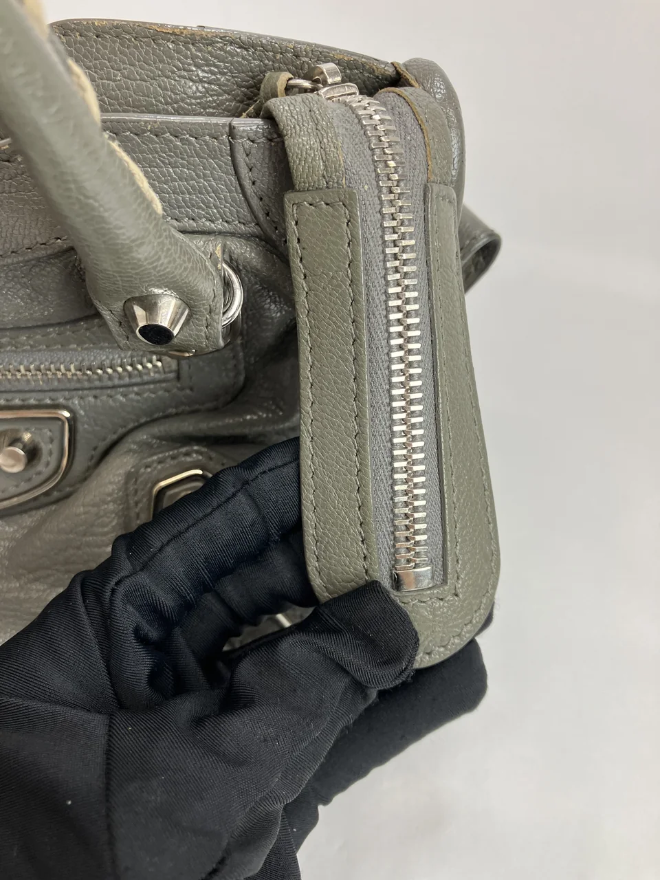 BALENCIAGA NEO CITY TWO-WAY MINI BAG (GRAY) view 12