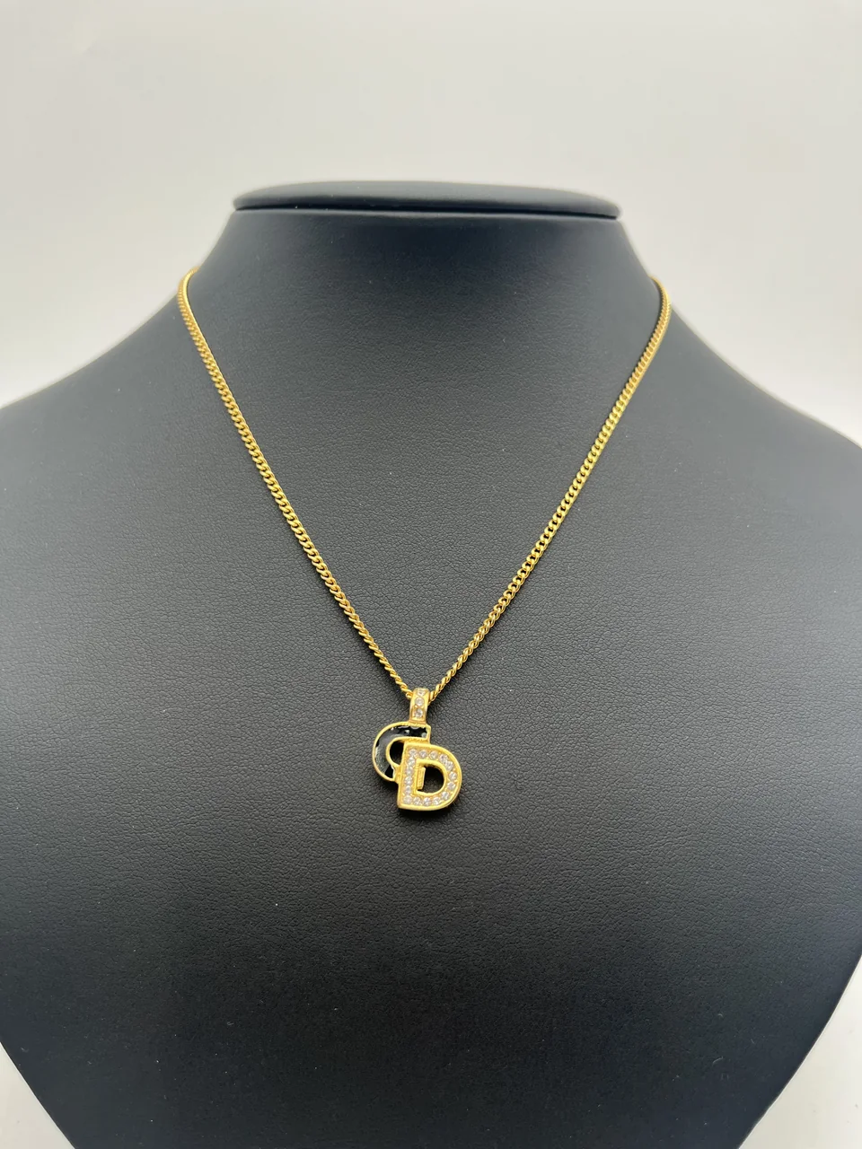 DIOR NECKLACE hover