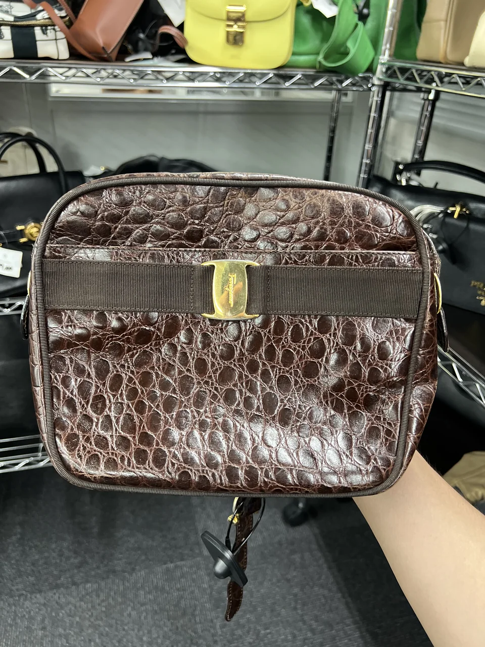 SALVATORE FERRAGAMO SHOULDER BAG