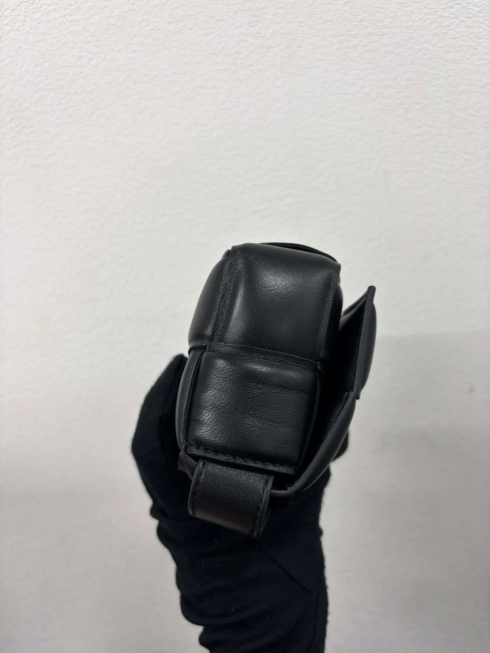BOTTEGA VENETA MAXI INTRECCIATO BAG view 8