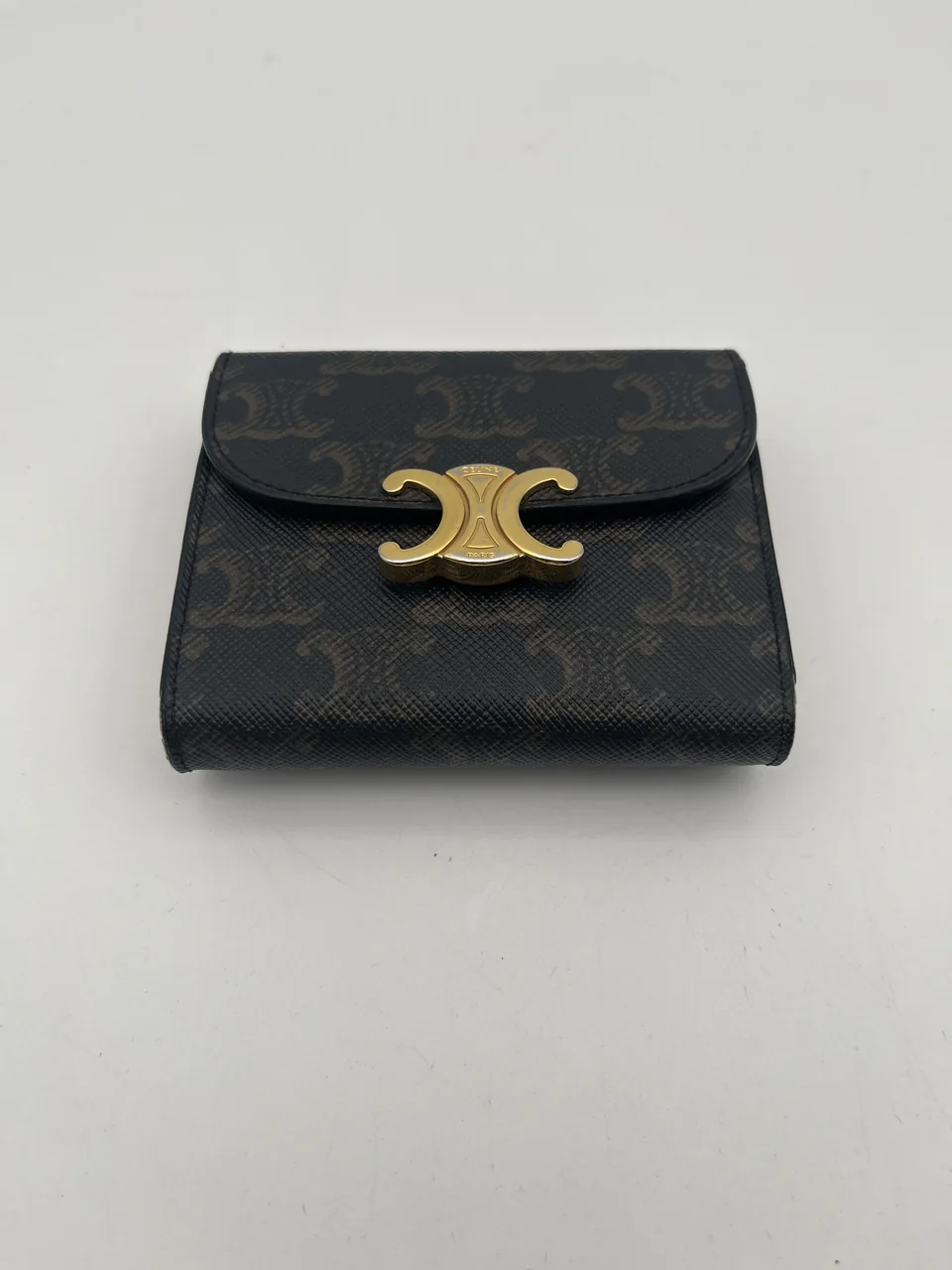 CELINE TRIOMPHE COMPACT WALLET (BROWN)