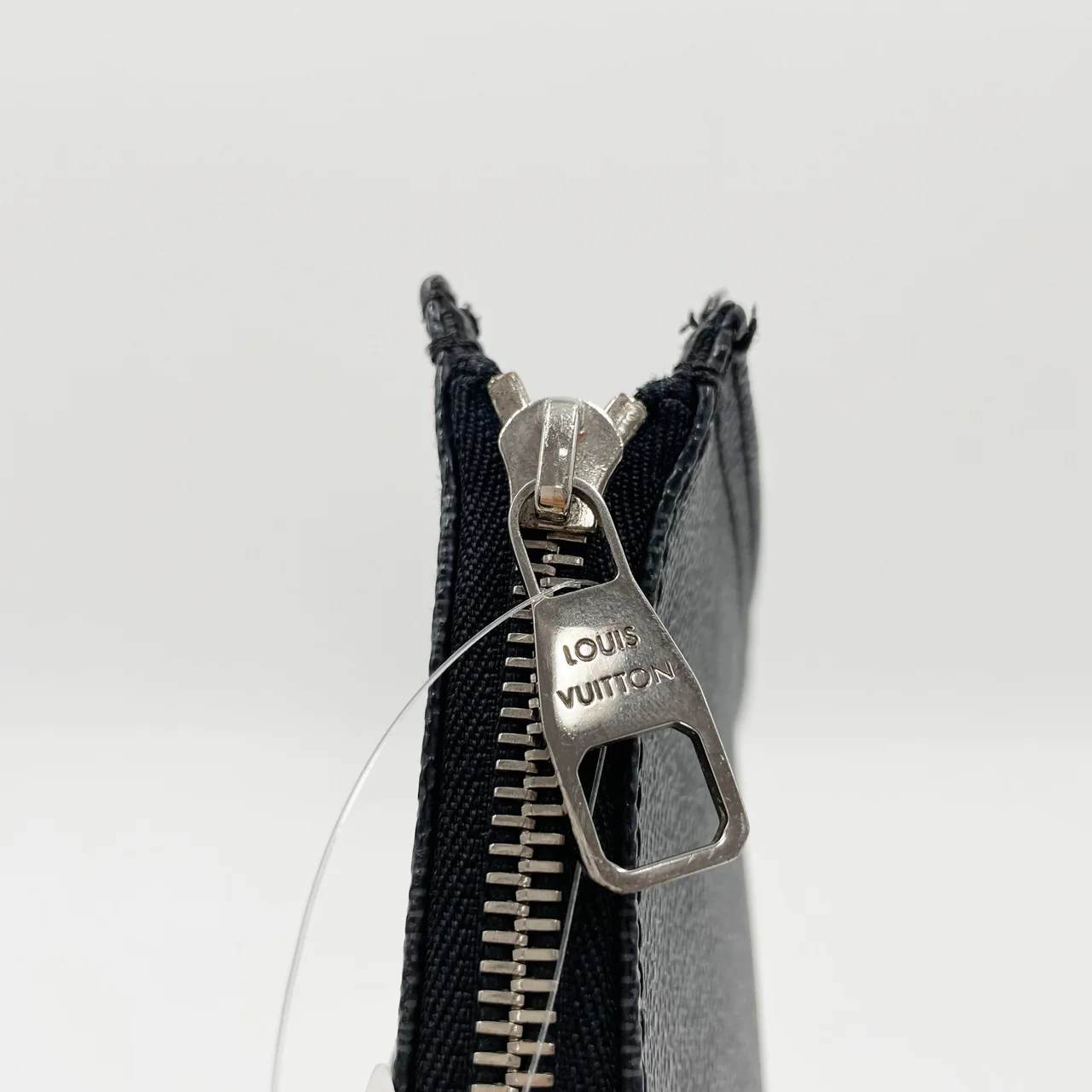 LV DAMIER GRAPHITE POSHE DOCUMENT view 6