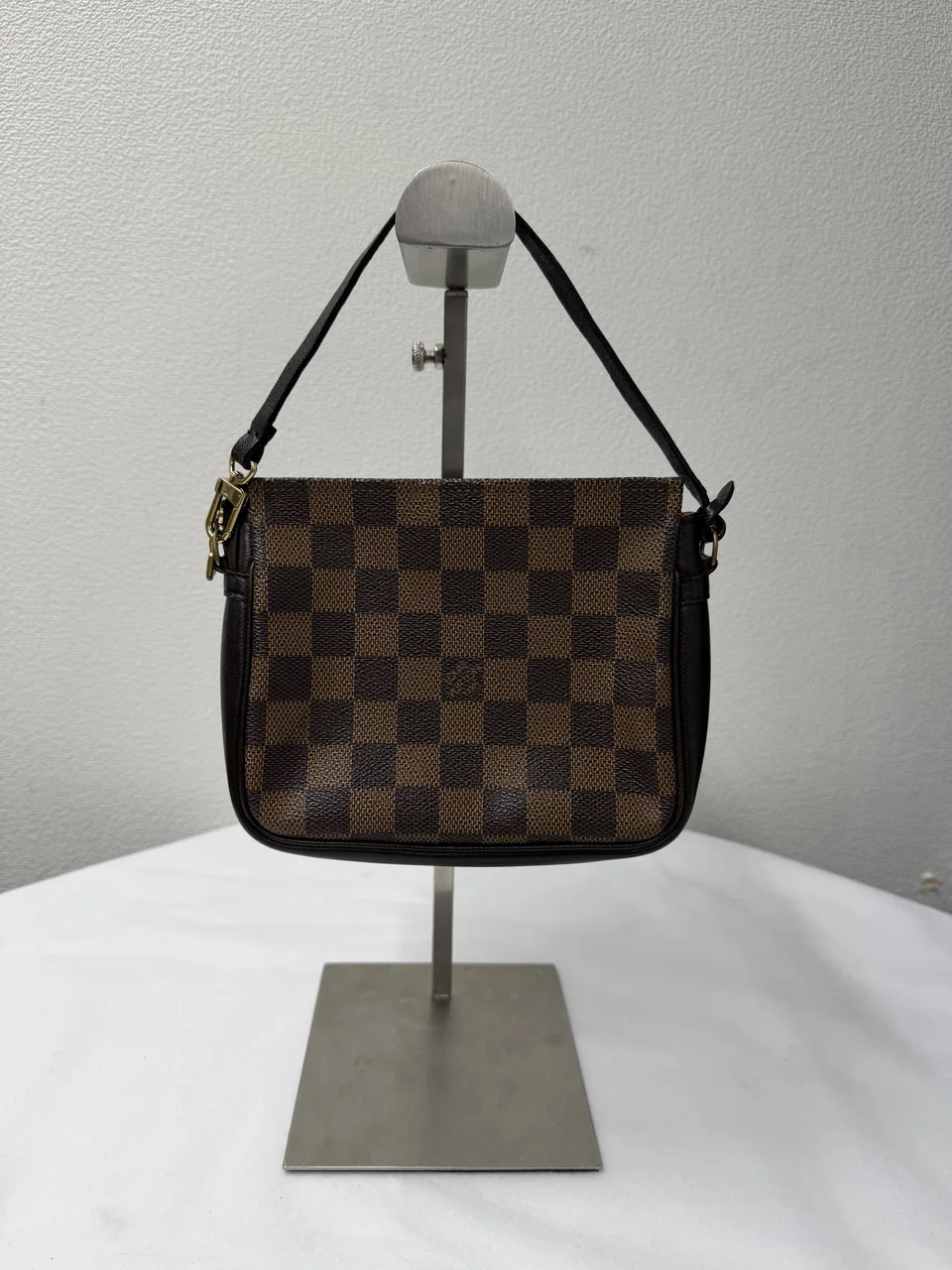 LV TROUSSE MAKEUP