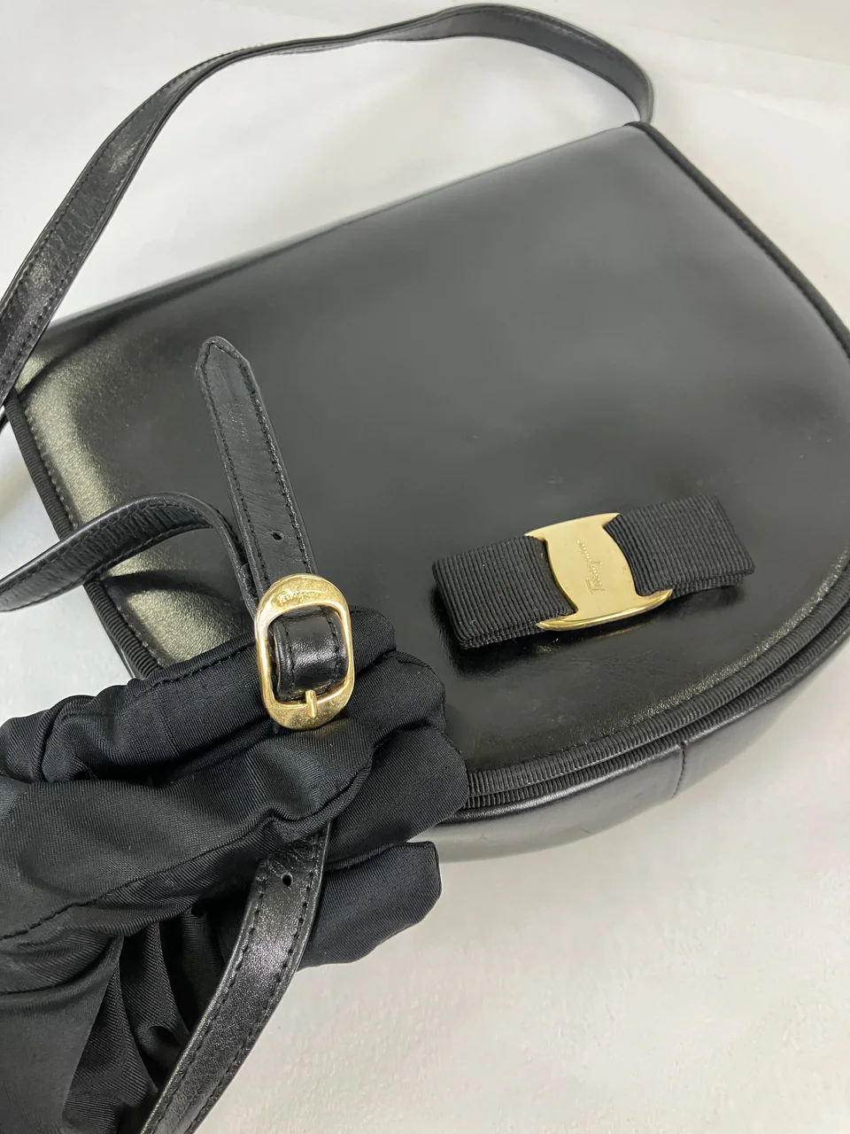 SALVATORE FERRAGAMO SHOULDER BAG view 8