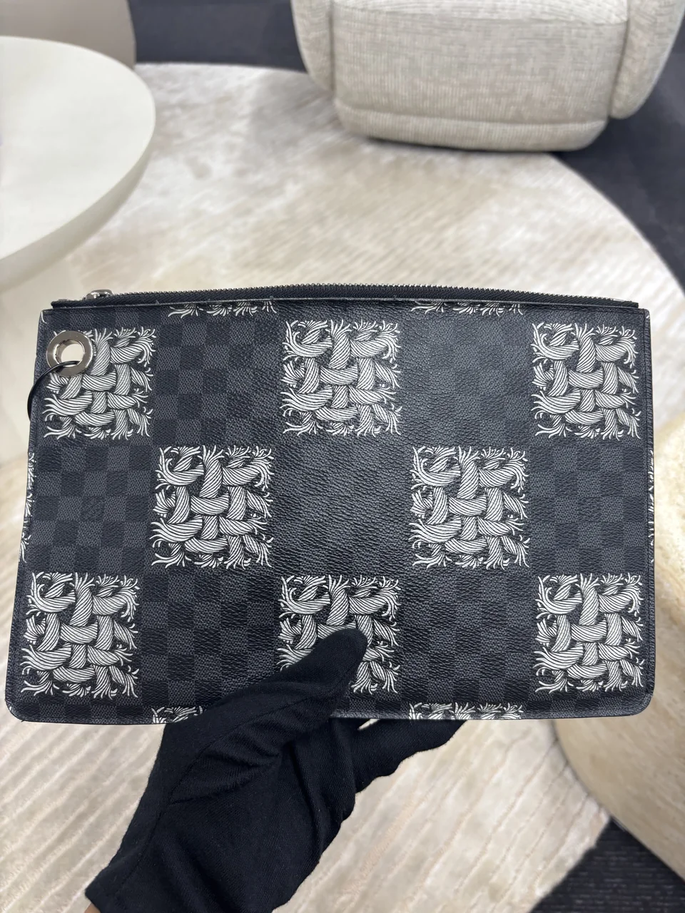 LV POCHETTE JOUR photo 5
