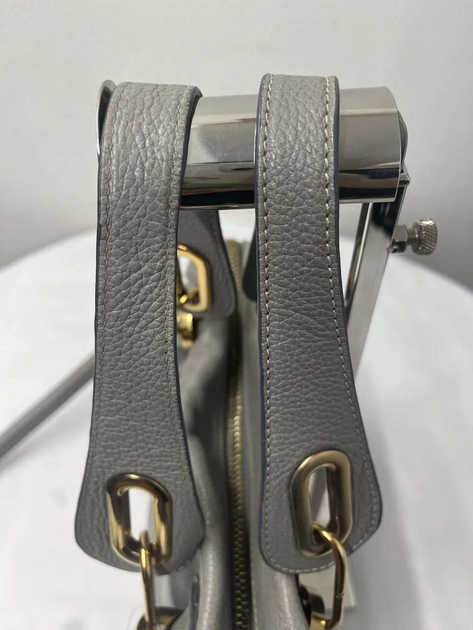 CHLOE PARATY TWO-WAY BAG (LIGHT GRAY) view 8