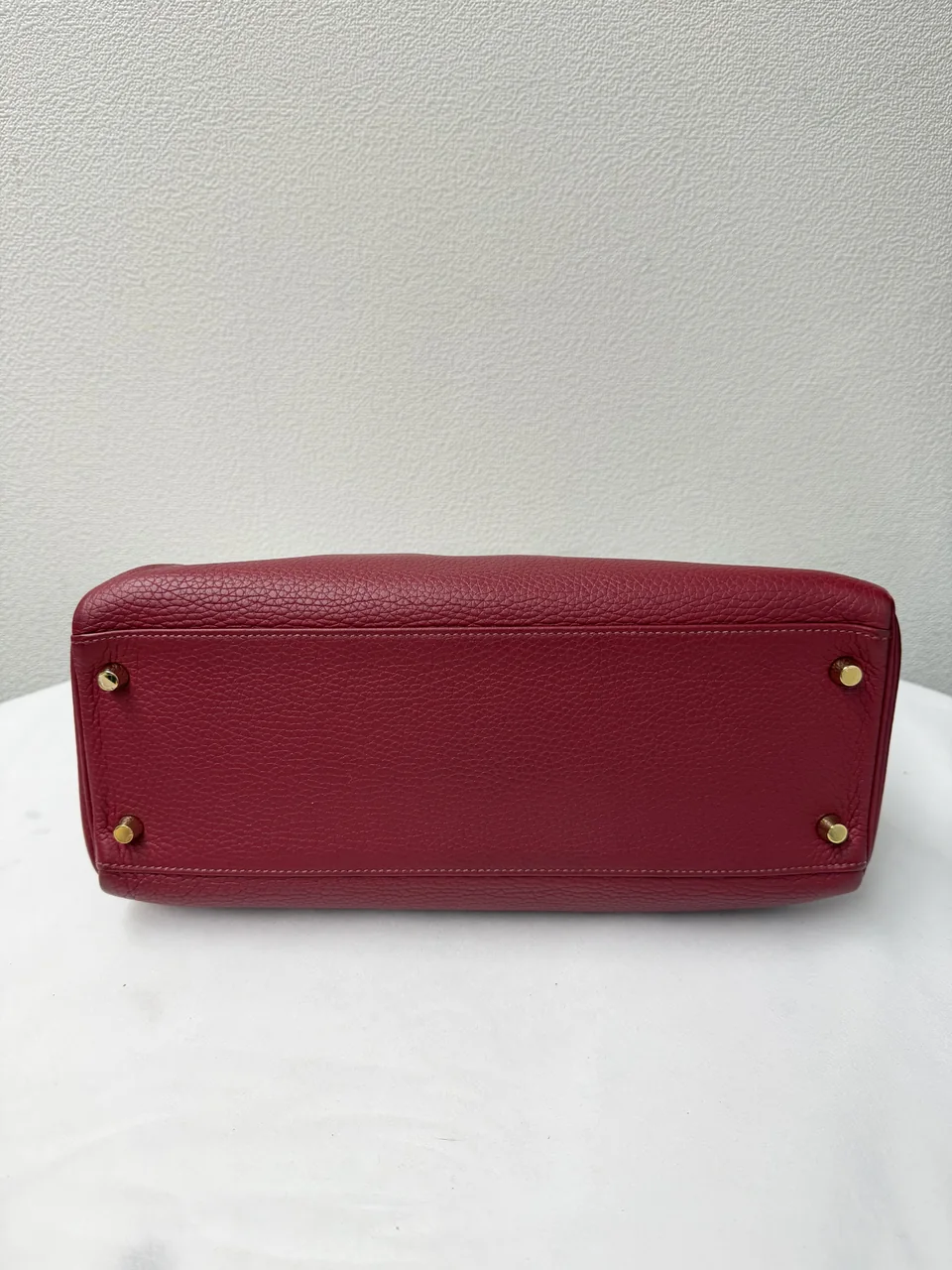 HERMES KELLY 32 (TAURILLON CLEMENCE, ROUGE GRENAT, X STAMP) view 8
