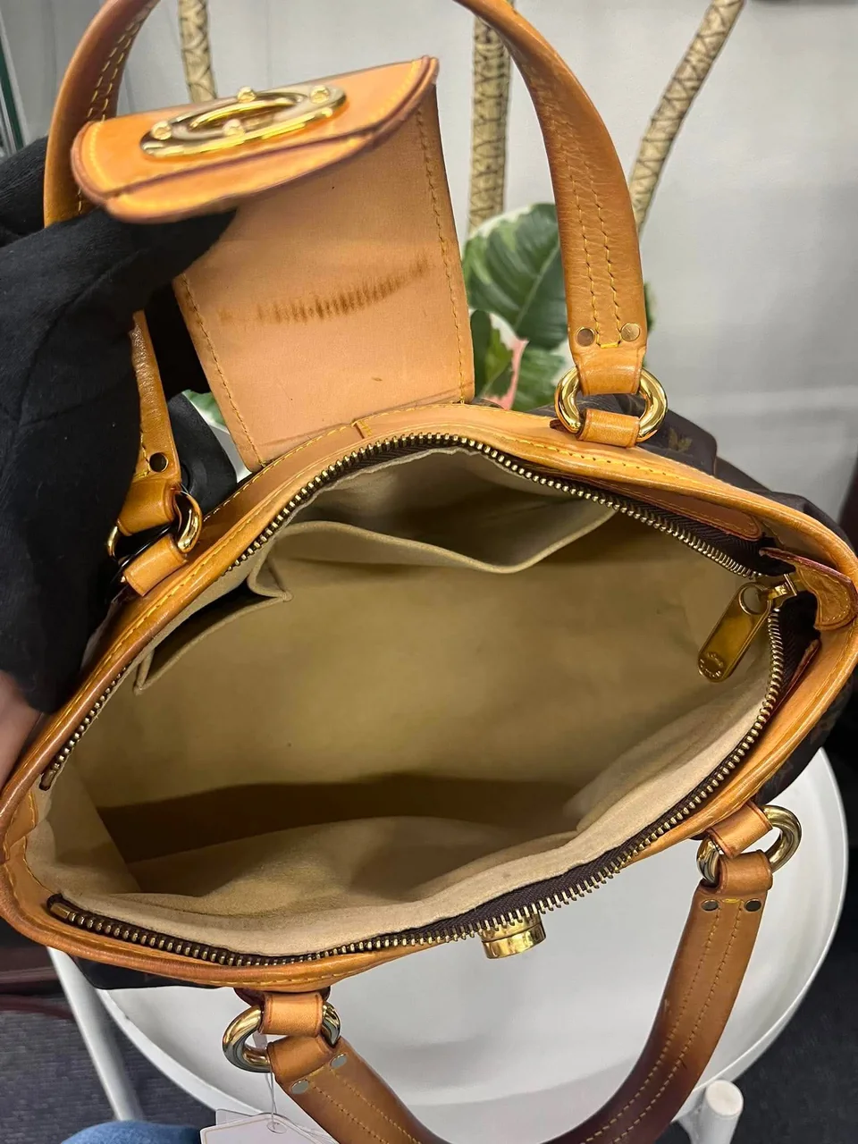 LV MONOGRAM MONTSOURIS MM view 8