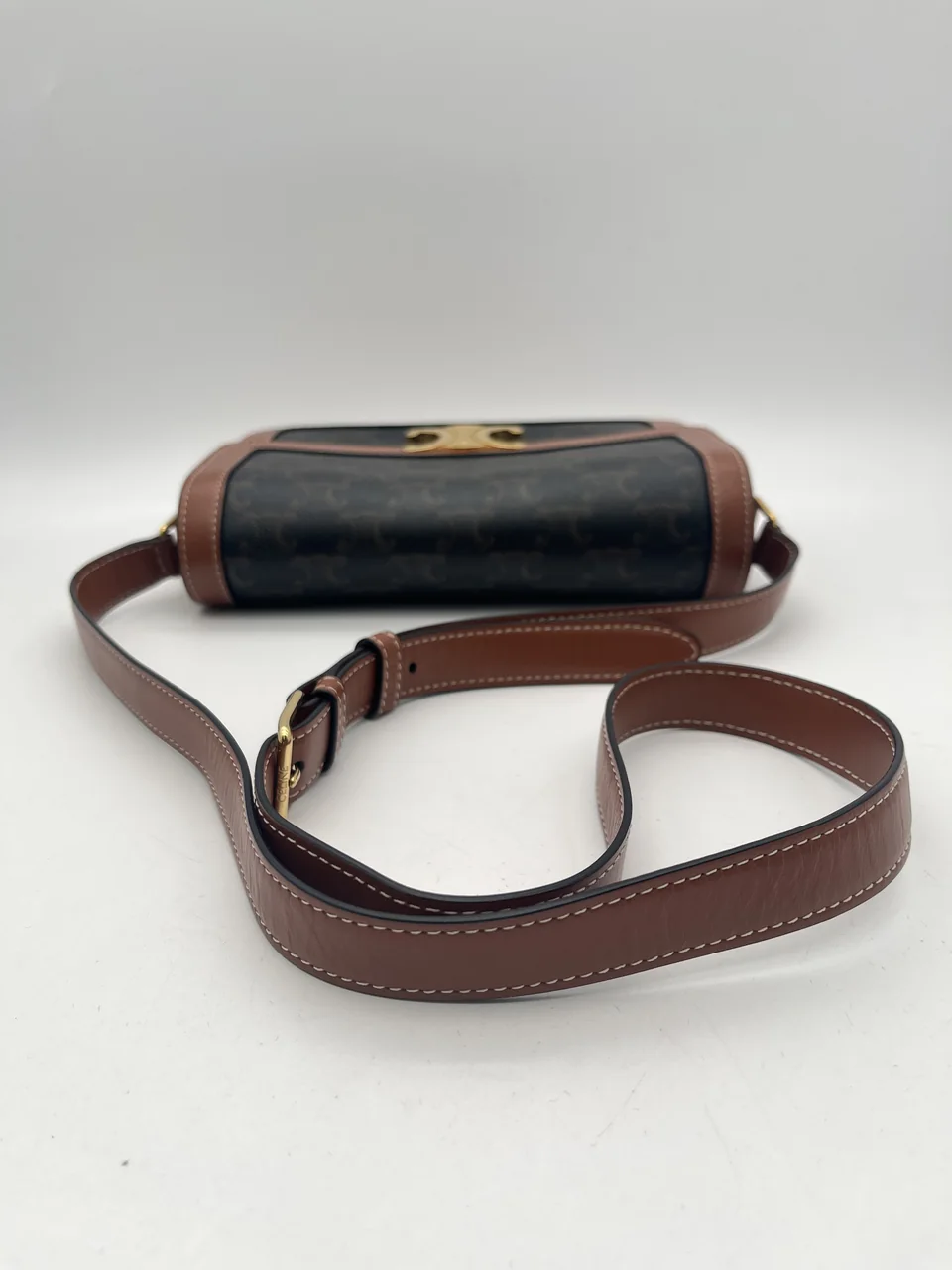 CELINE TRIOMPHE SHOULDER BAG view 7