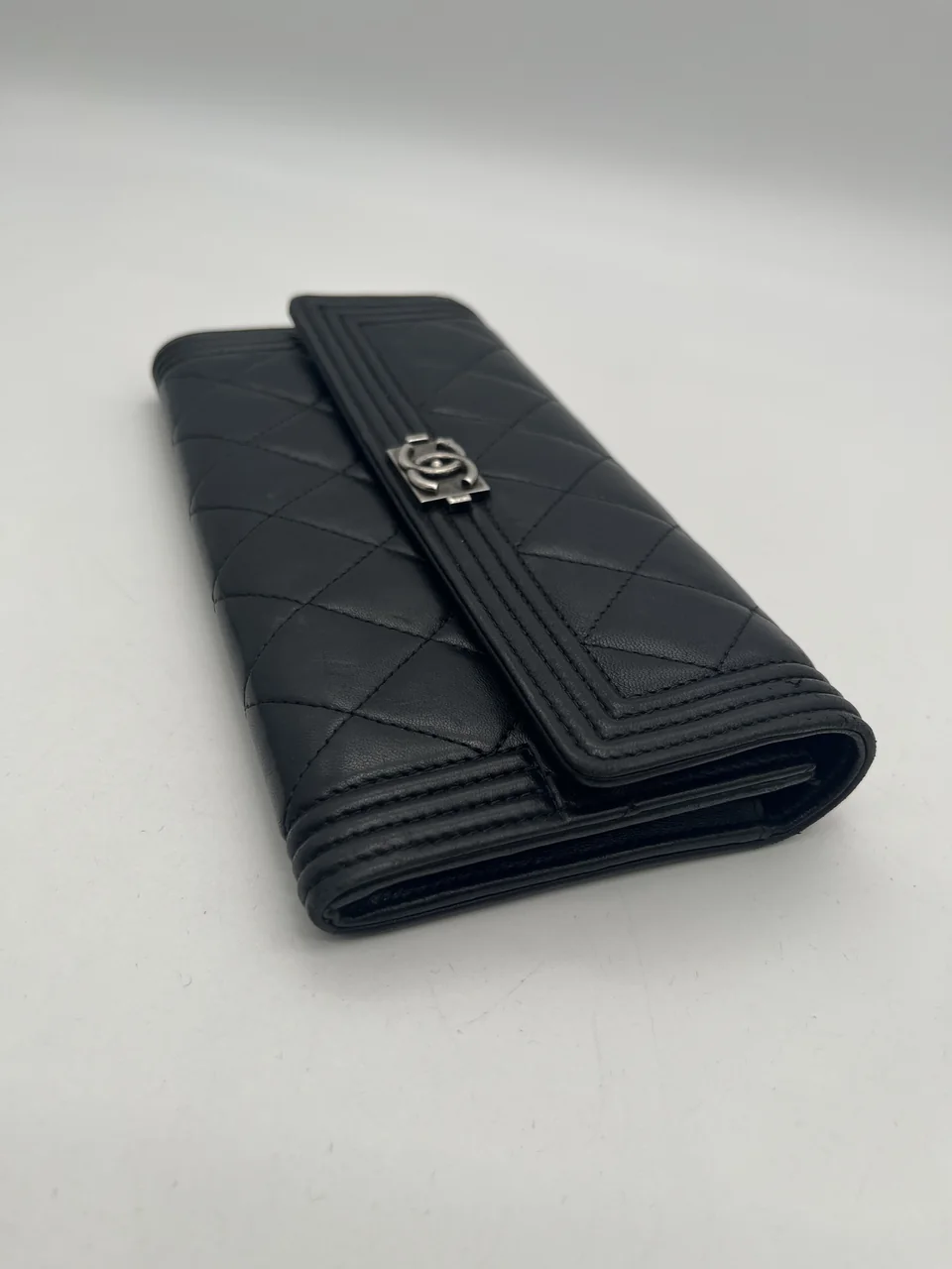 CHANEL WALLET view 3