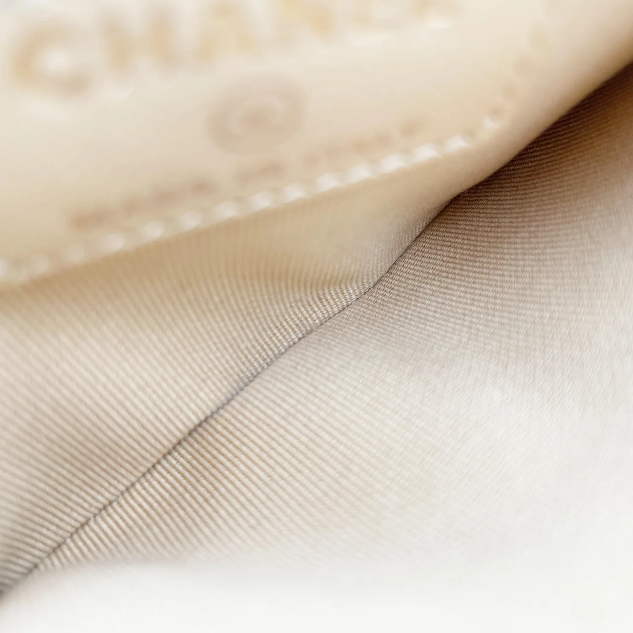 CHANEL LAMB SKIN BIFOLD WALLET (31 SERIAL CODE) view 12