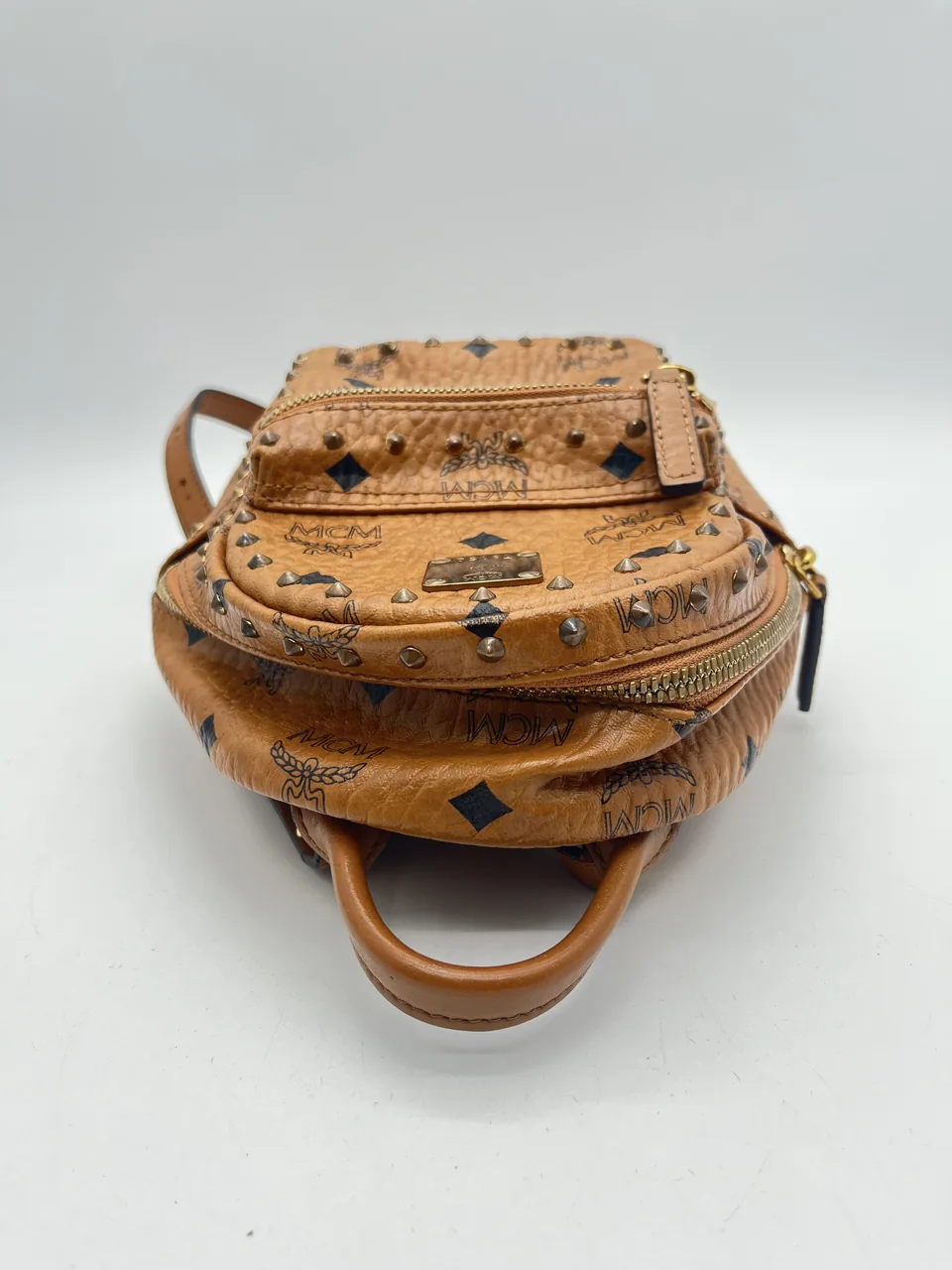 MCM VICETOS MINI BACKPACK (COGNAC) view 3