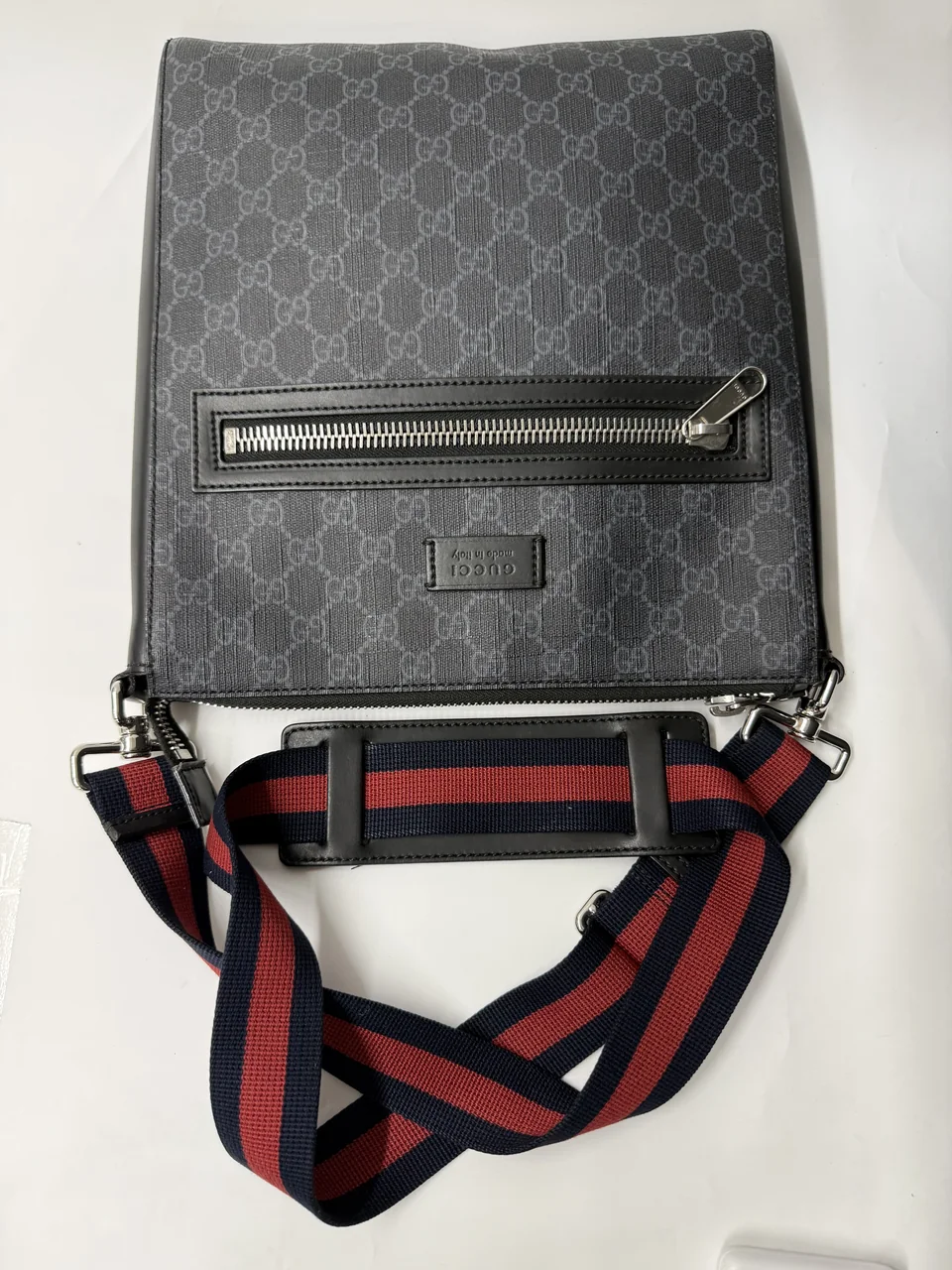 GUCCI GG SUPREME SHOULDER BAG view 8