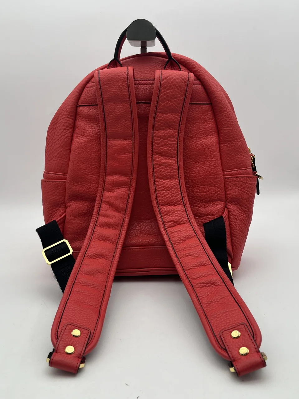 MCM BACKPACK hover