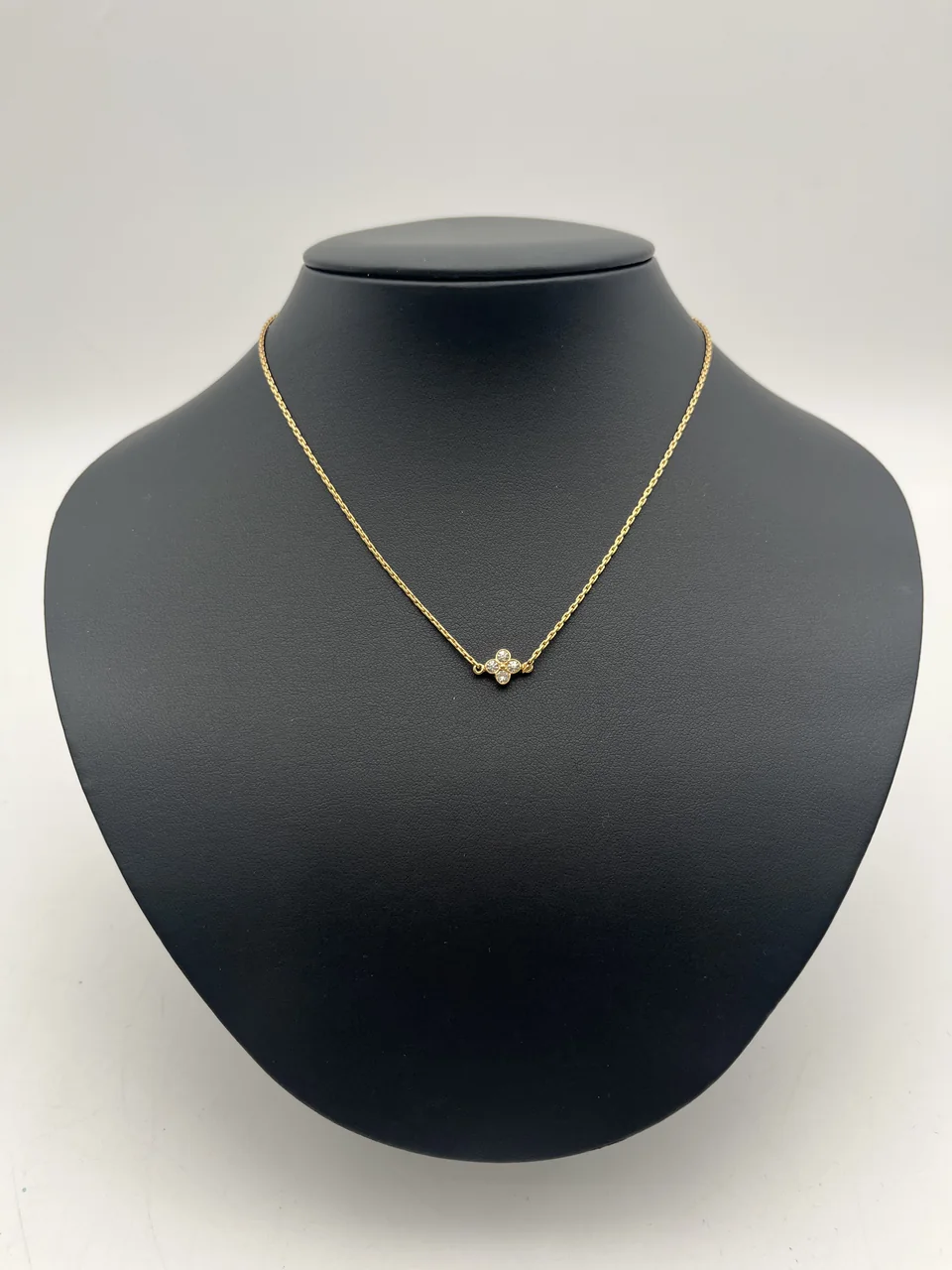 DIOR NECKLACE