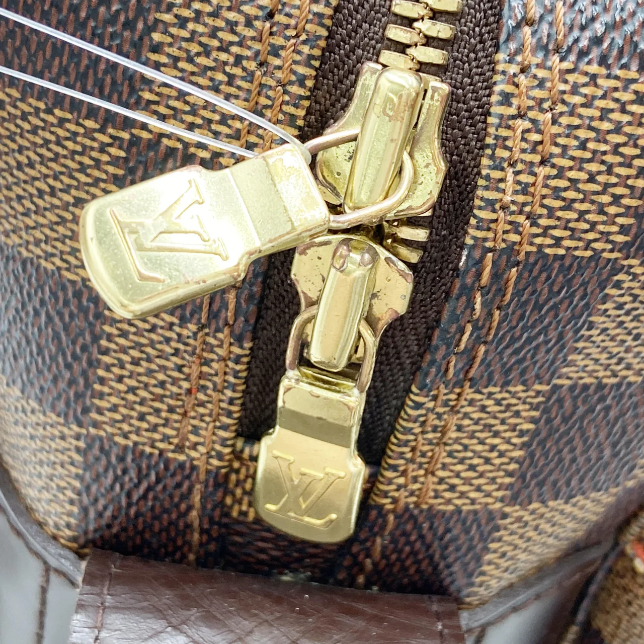 LV DAMIER NAVIGLIO view 9
