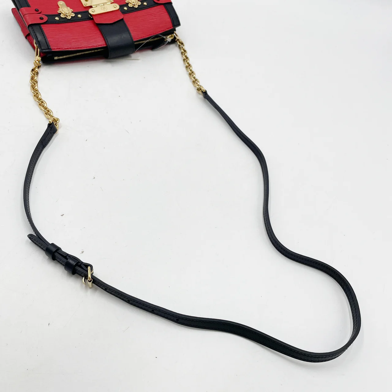 LV EPI TRUNK CLUTCH (RED) view 7