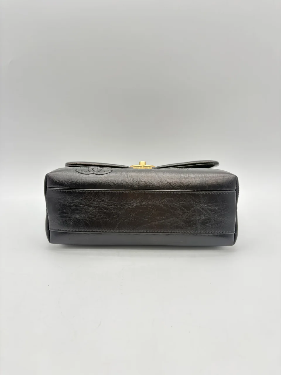 CHANEL CALF SKIN CAMELLIA SHOULDER BAG (39 SERIAL CODE) view 12