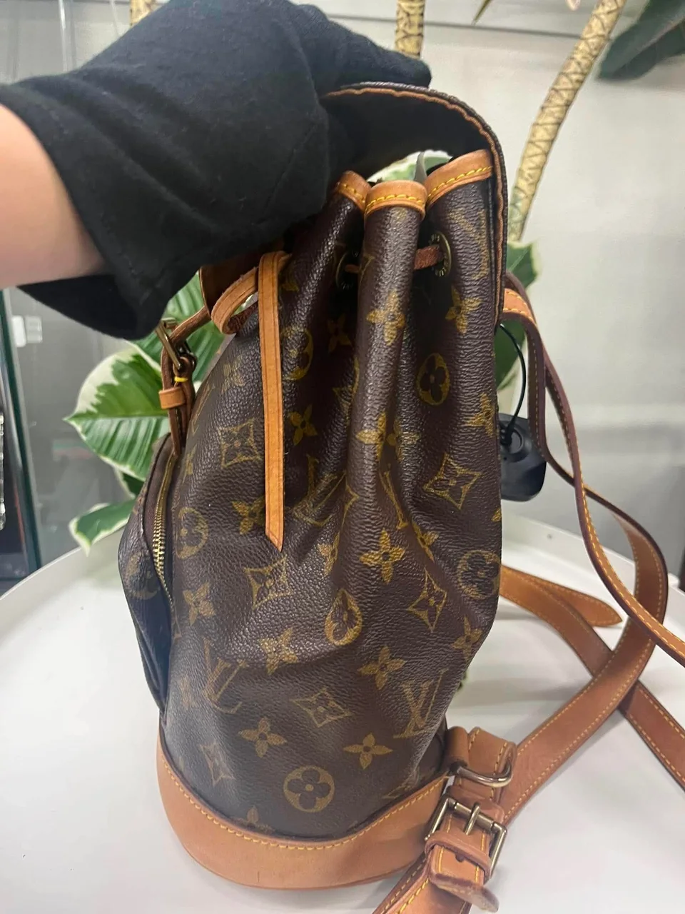 LV MONOGRAM MONTSOURIS MM view 3