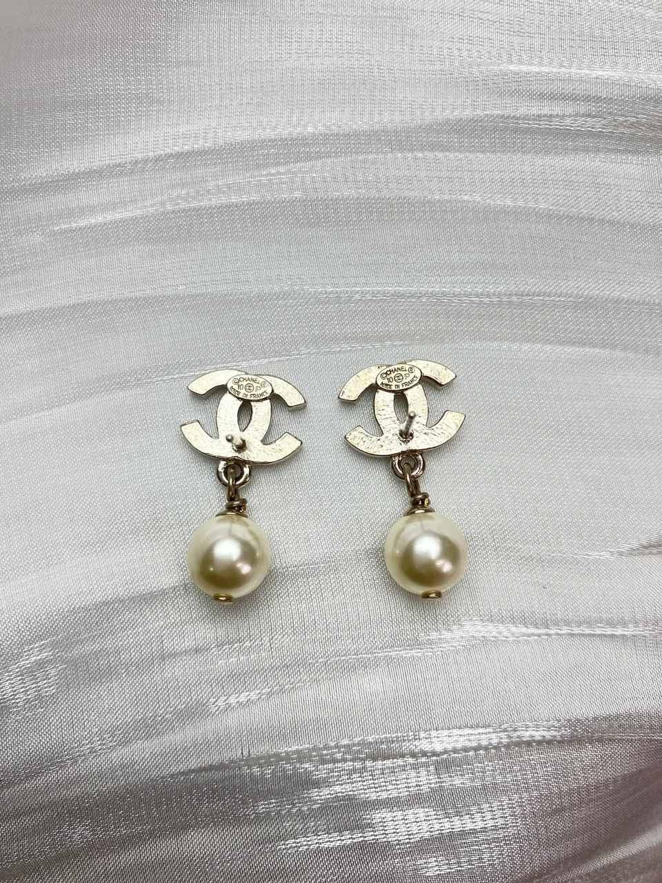 CHANEL EARRINGS view 6
