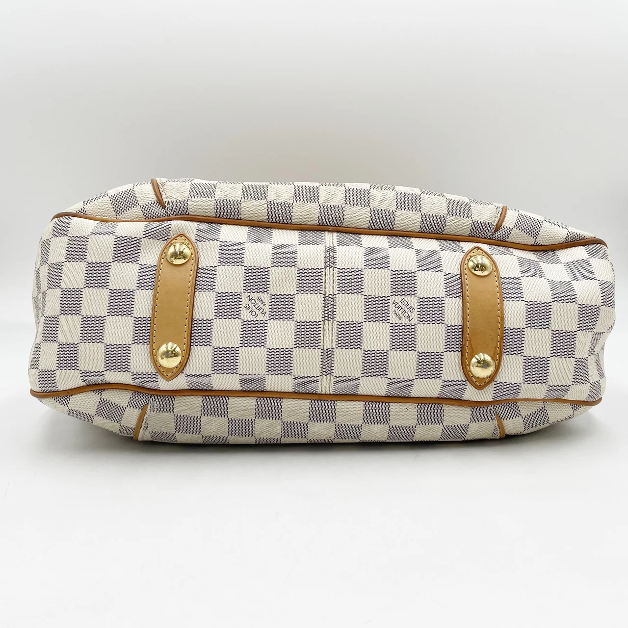 LV AZURE GALLIERA PM view 3