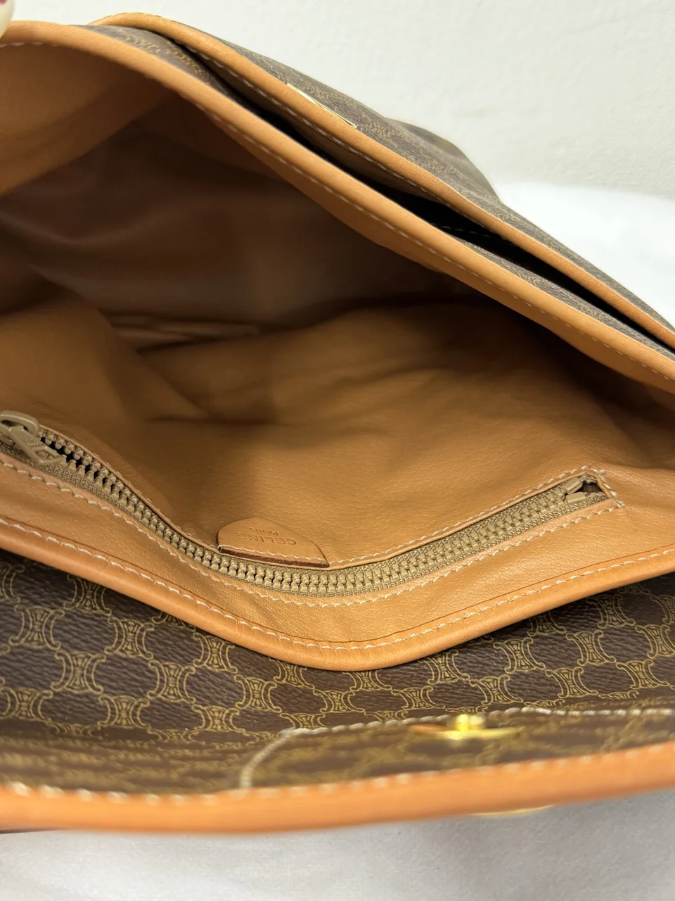 CELINE SHOULDER BAG view 5