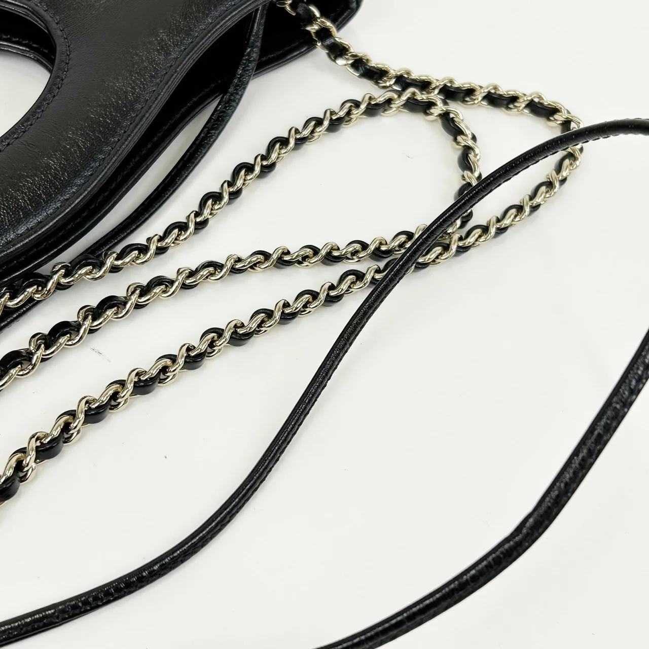 CHANEL 31 LAMB SKIN TWO-WAY SHOULDER BAG view 7