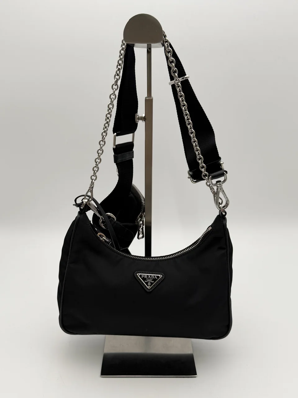 PRADA RE-EDITION SHOULDER BAG hover