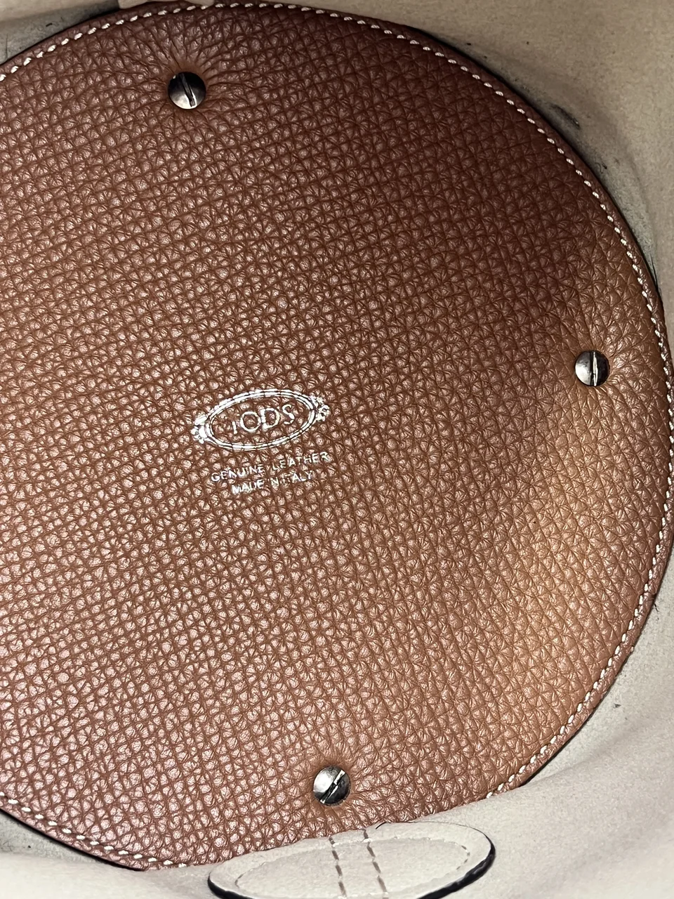 TOD'S BUCKET BAG view 5