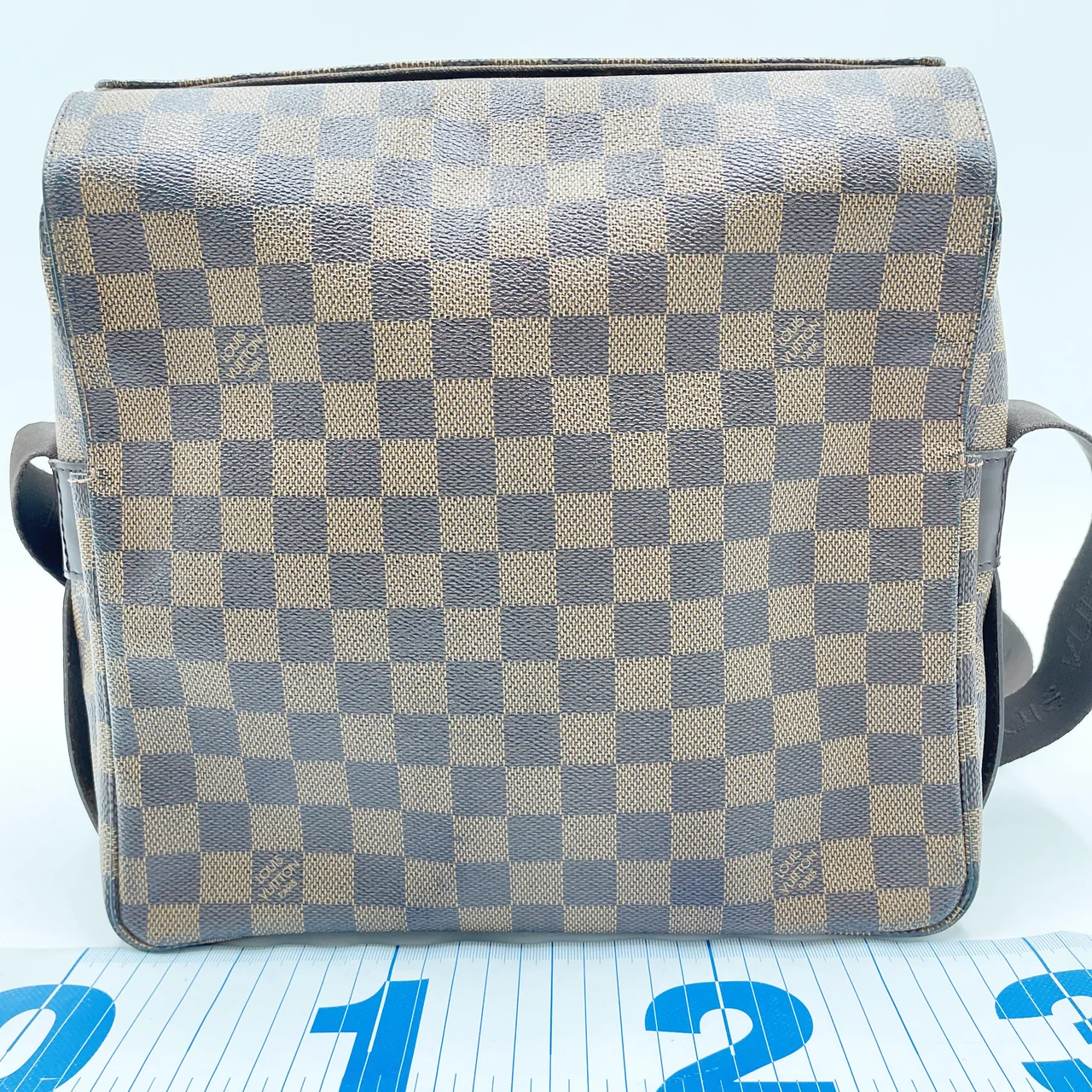 LV DAMIER NAVIGLIO view 2