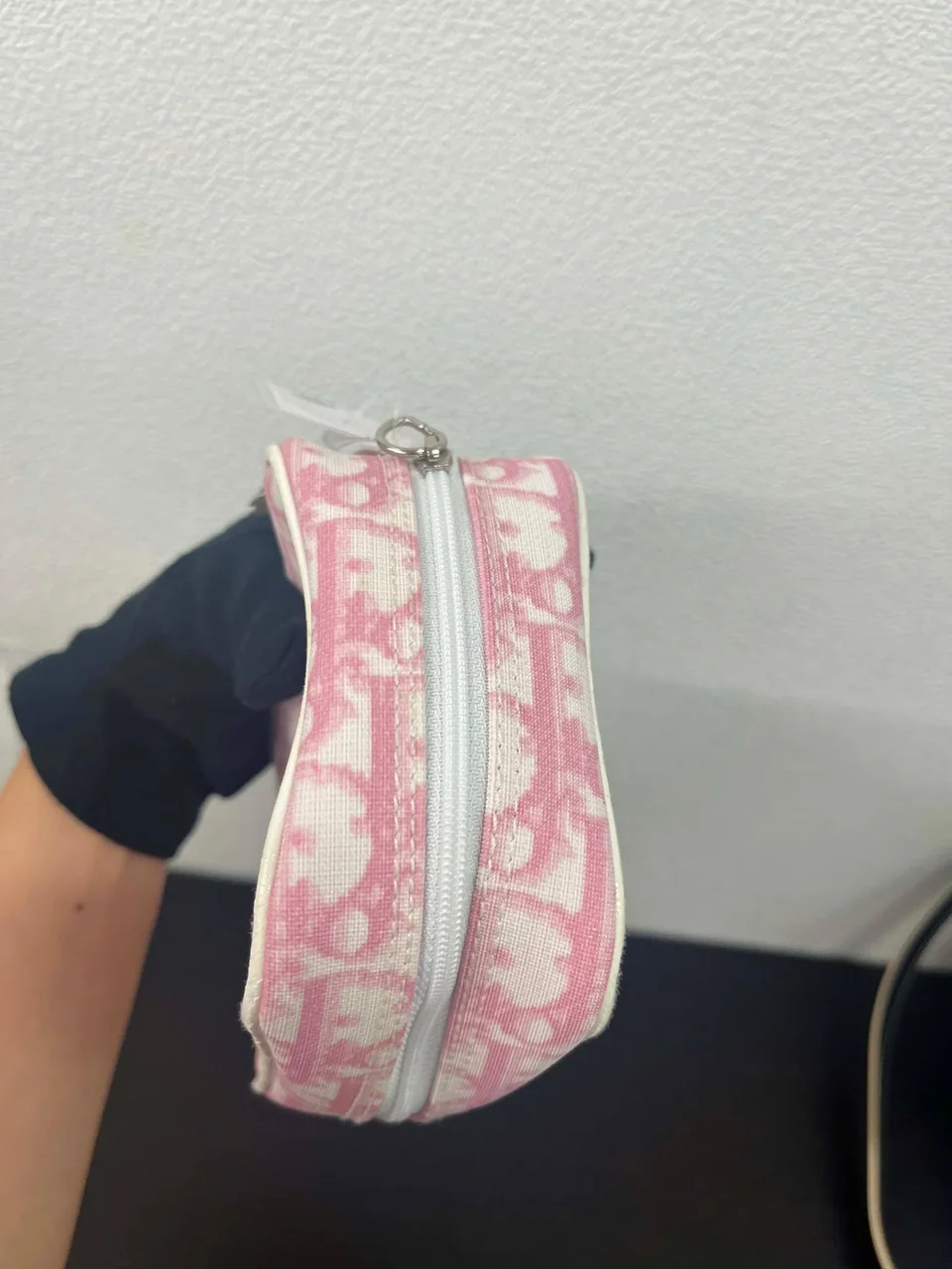 DIOR POUCH view 3