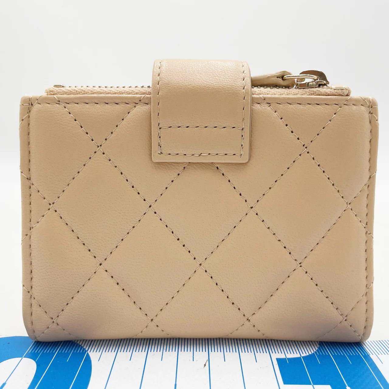CHANEL LAMB SKIN BIFOLD WALLET (31 SERIAL CODE) hover