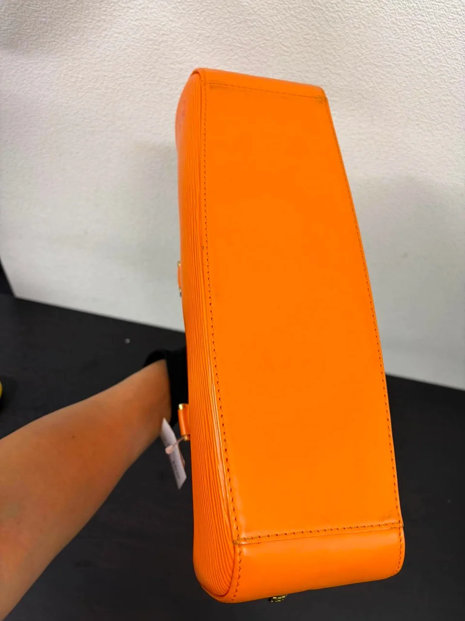 LV EPI M5208H photo 13