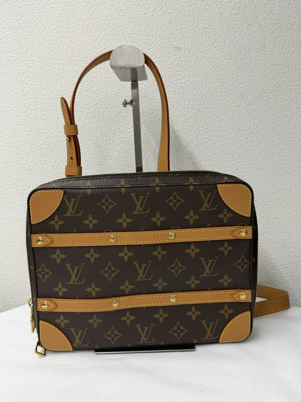 LV MONOGRAM SOFT TRUNK MESSENGER PM view 11