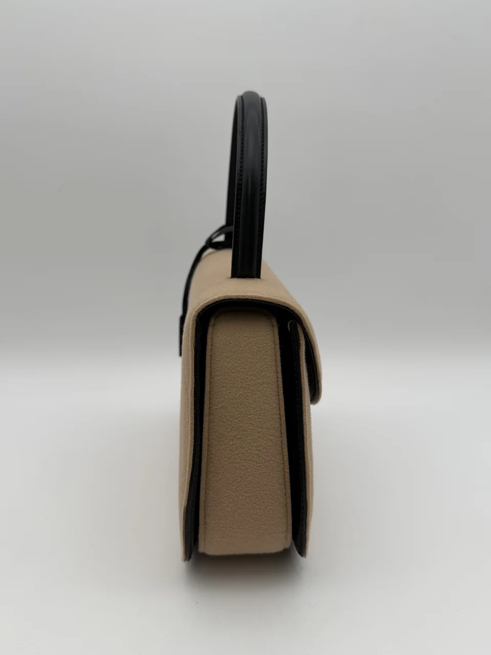 GUCCI HANDBAG hover