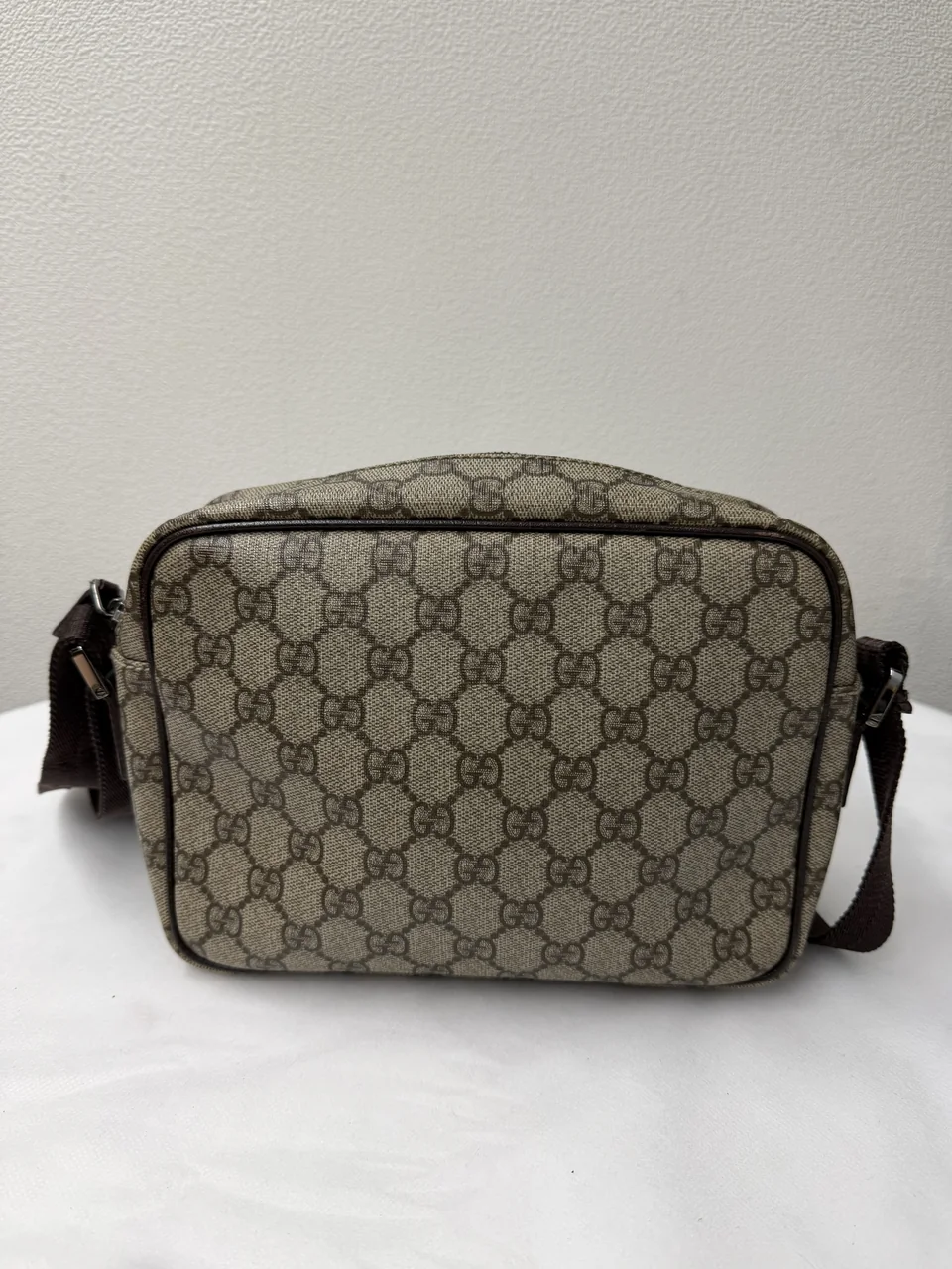 GUCCI SUPREME 114291 BAG view 4