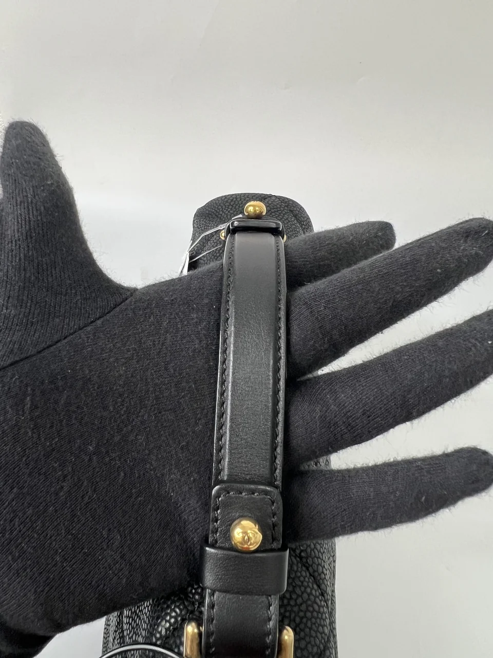 CHANEL CAVIAR MATELASSE HAND BAG (17 SERIAL CODE) view 9