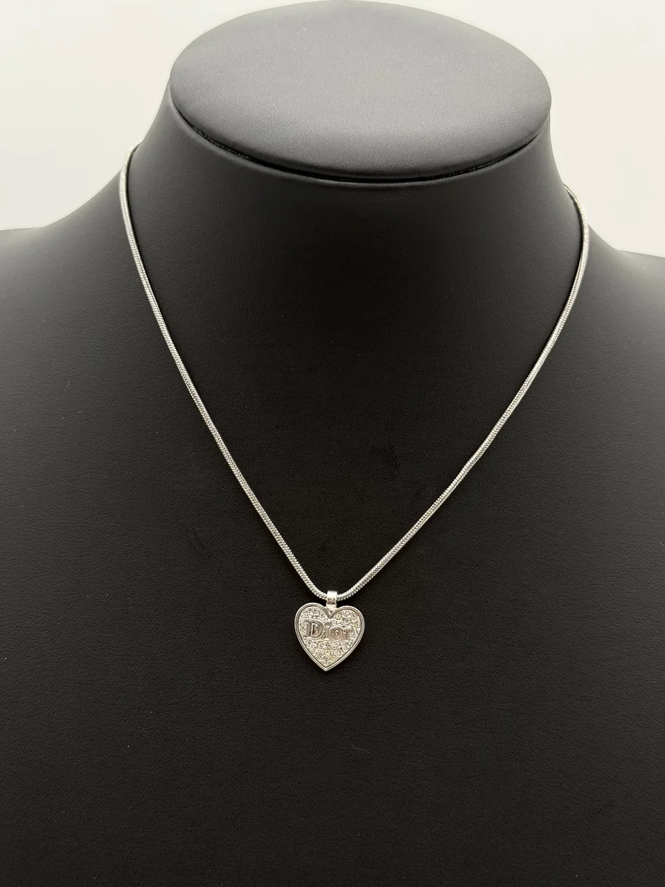 DIOR LOGO HEART NECKLACE hover