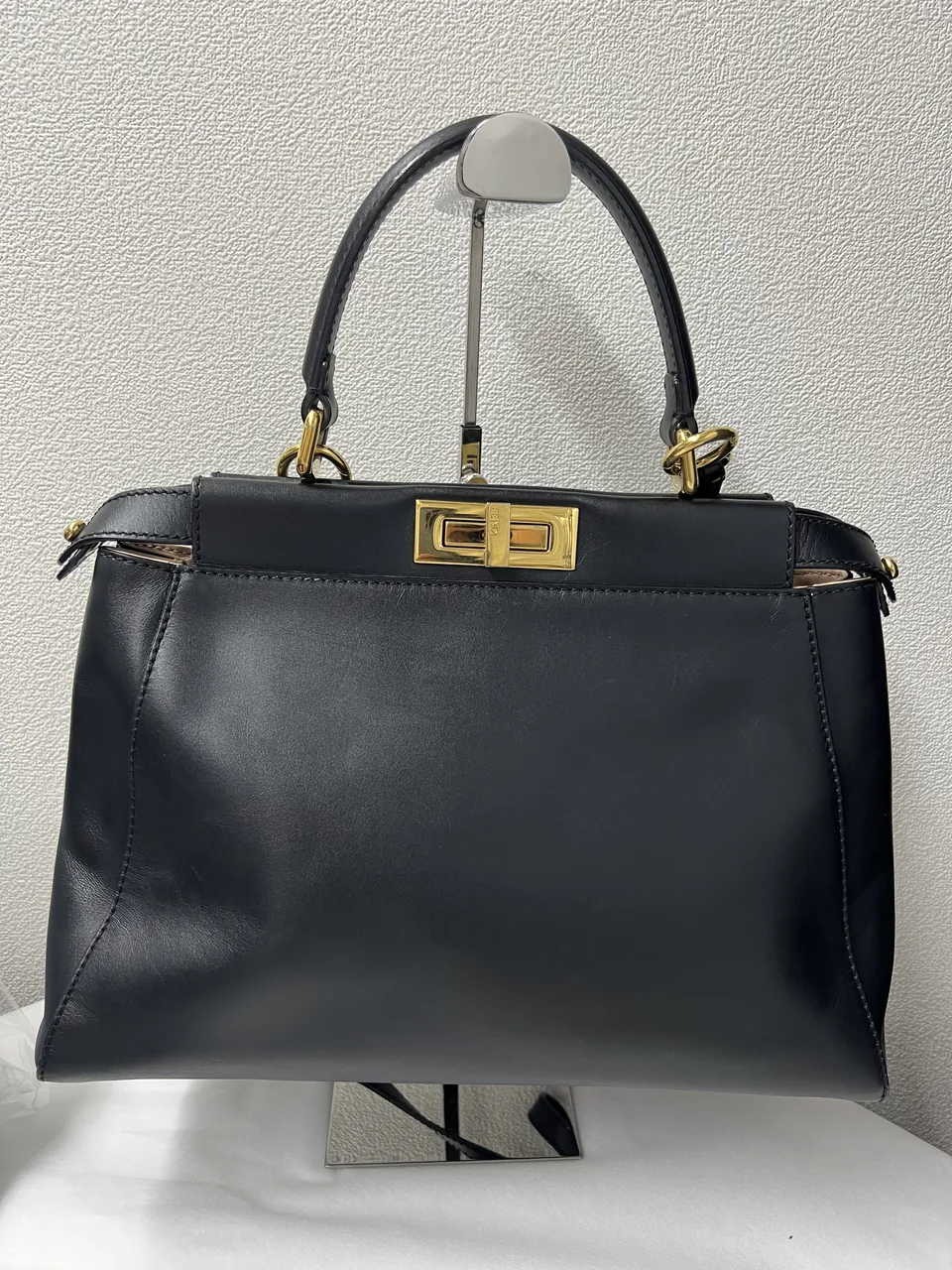 FENDI PEEK-A-BOO (BLACK)