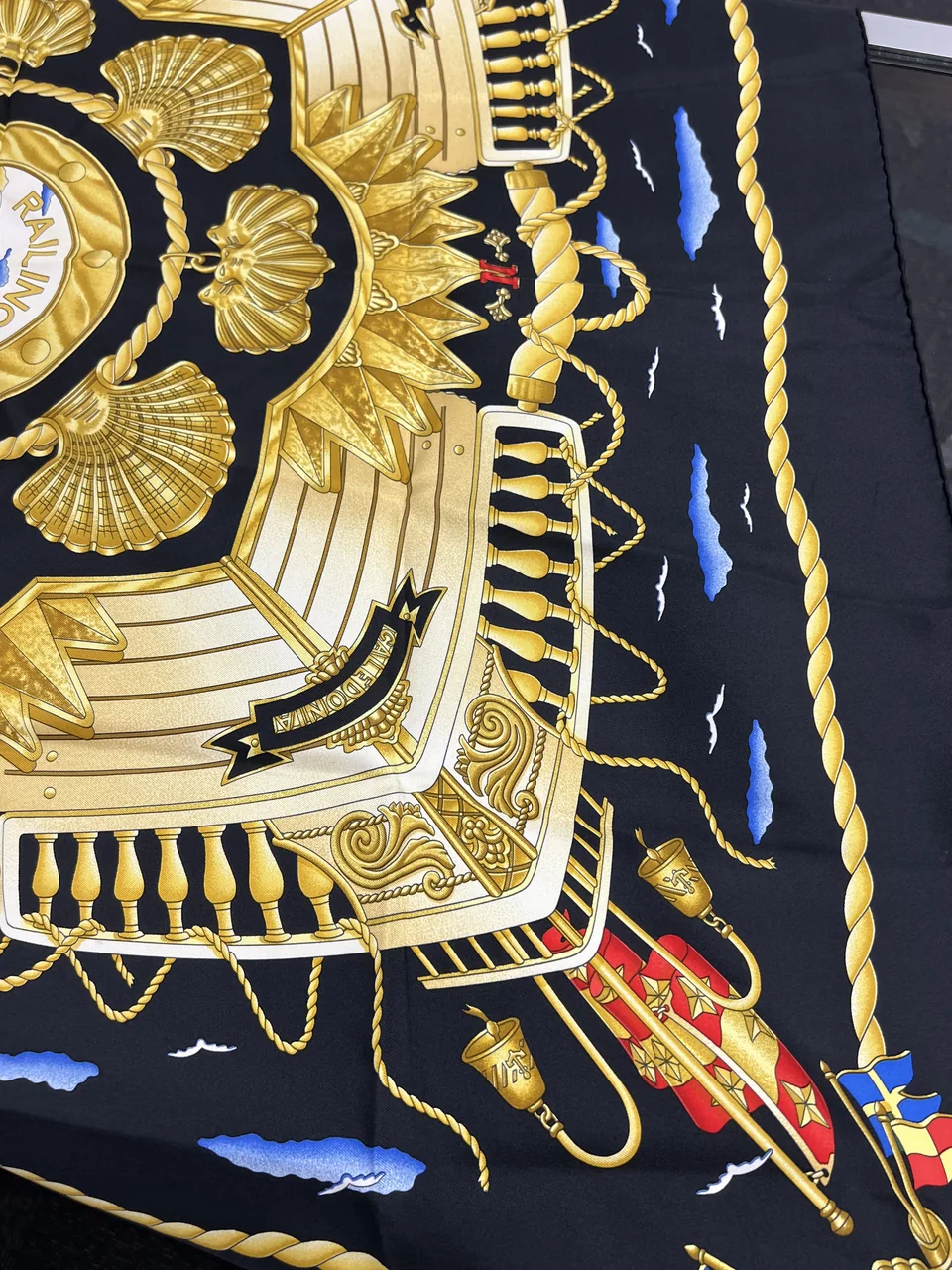 HERMES SCARF hover