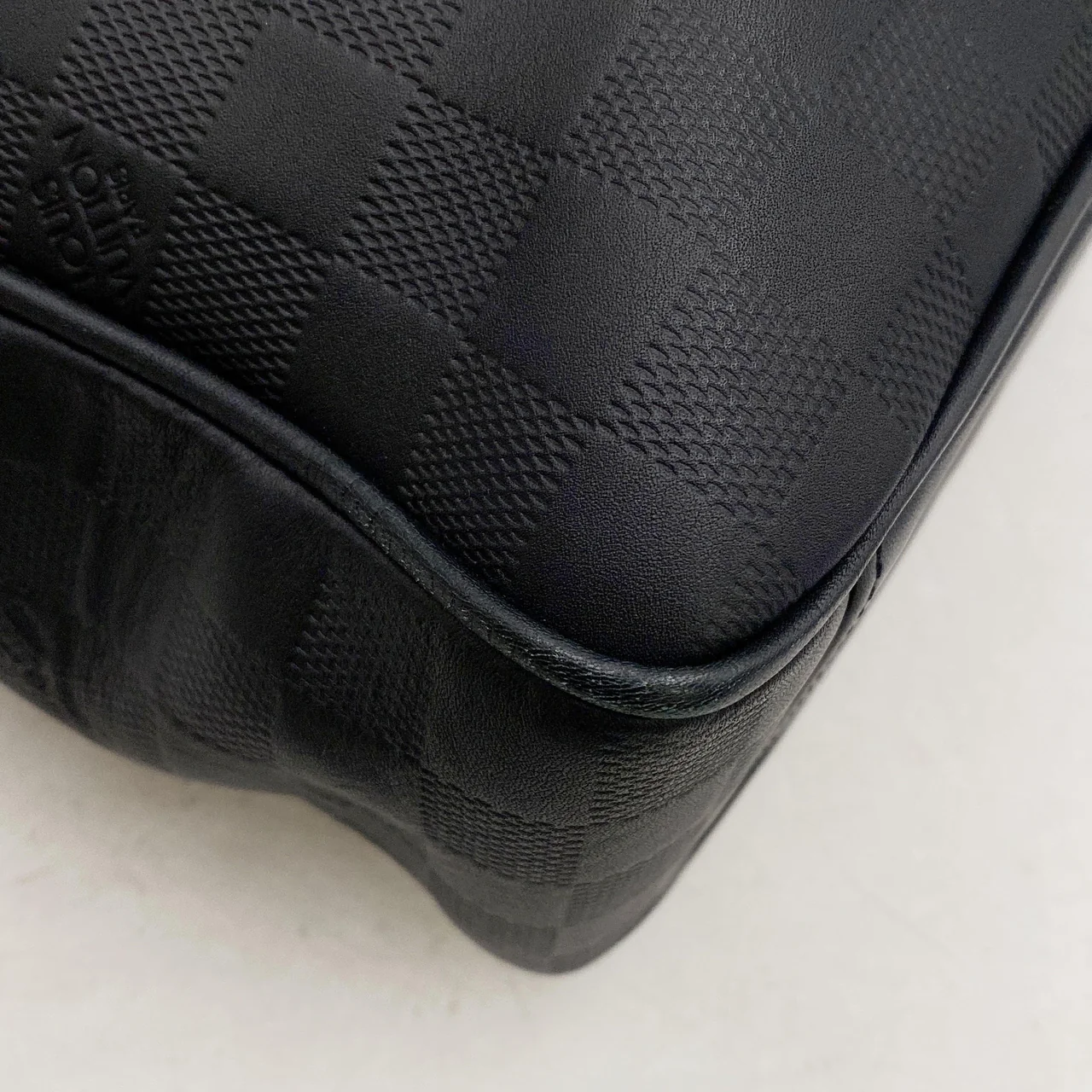 LV DAMIER INFINI TADAO PM view 10