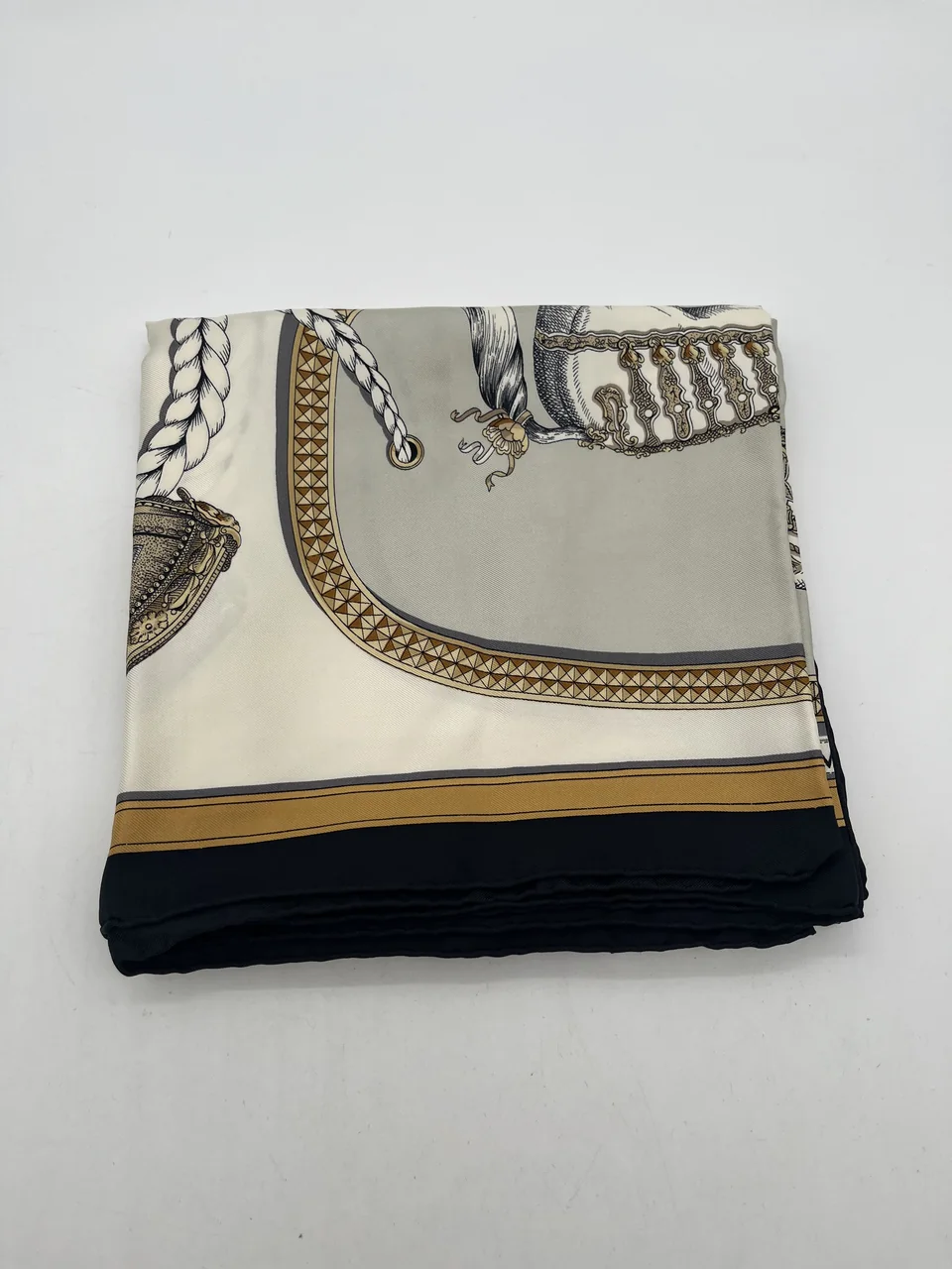 HERMES SCARF view 4