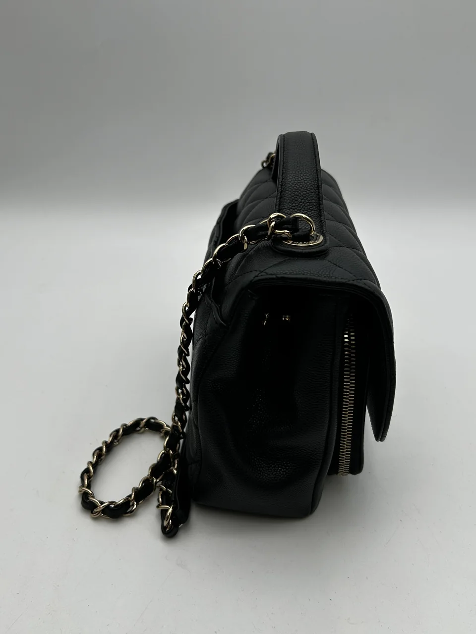 CHANEL CAVIAR TWO-WAY CHAIN SHOULDER BAG view 4